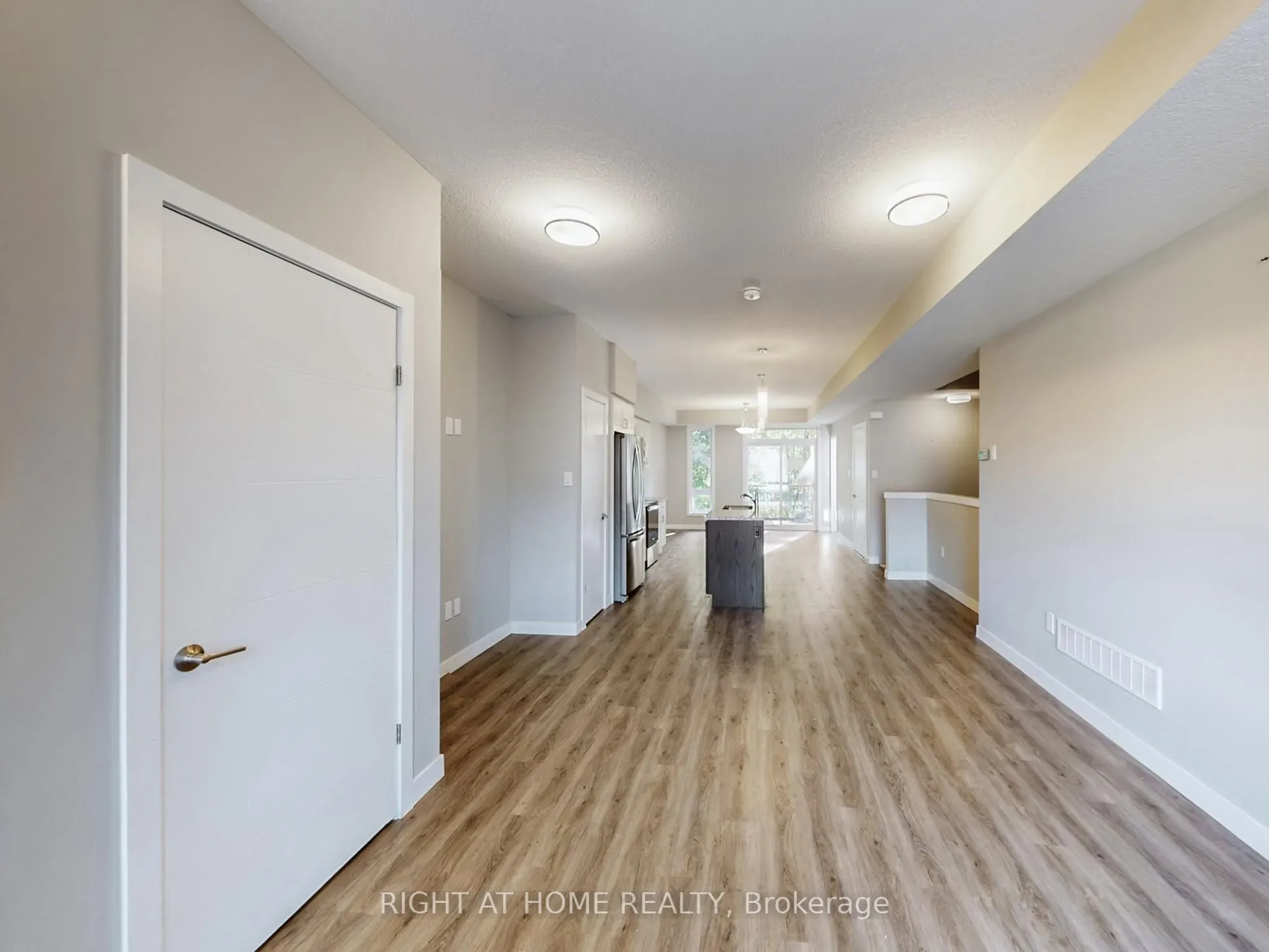 83 Beechwood Avenue, #07