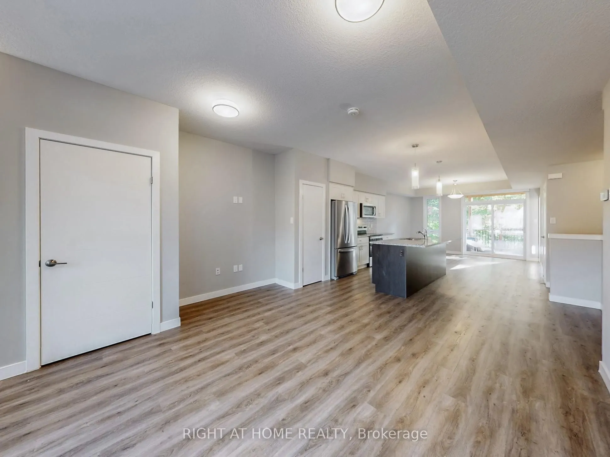 83 Beechwood Avenue, #07
