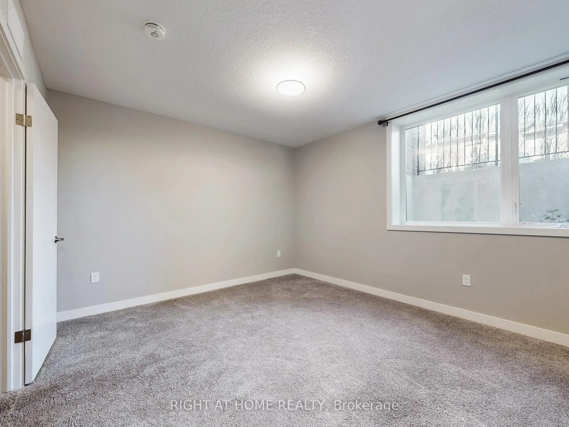 83 Beechwood Avenue, #07
