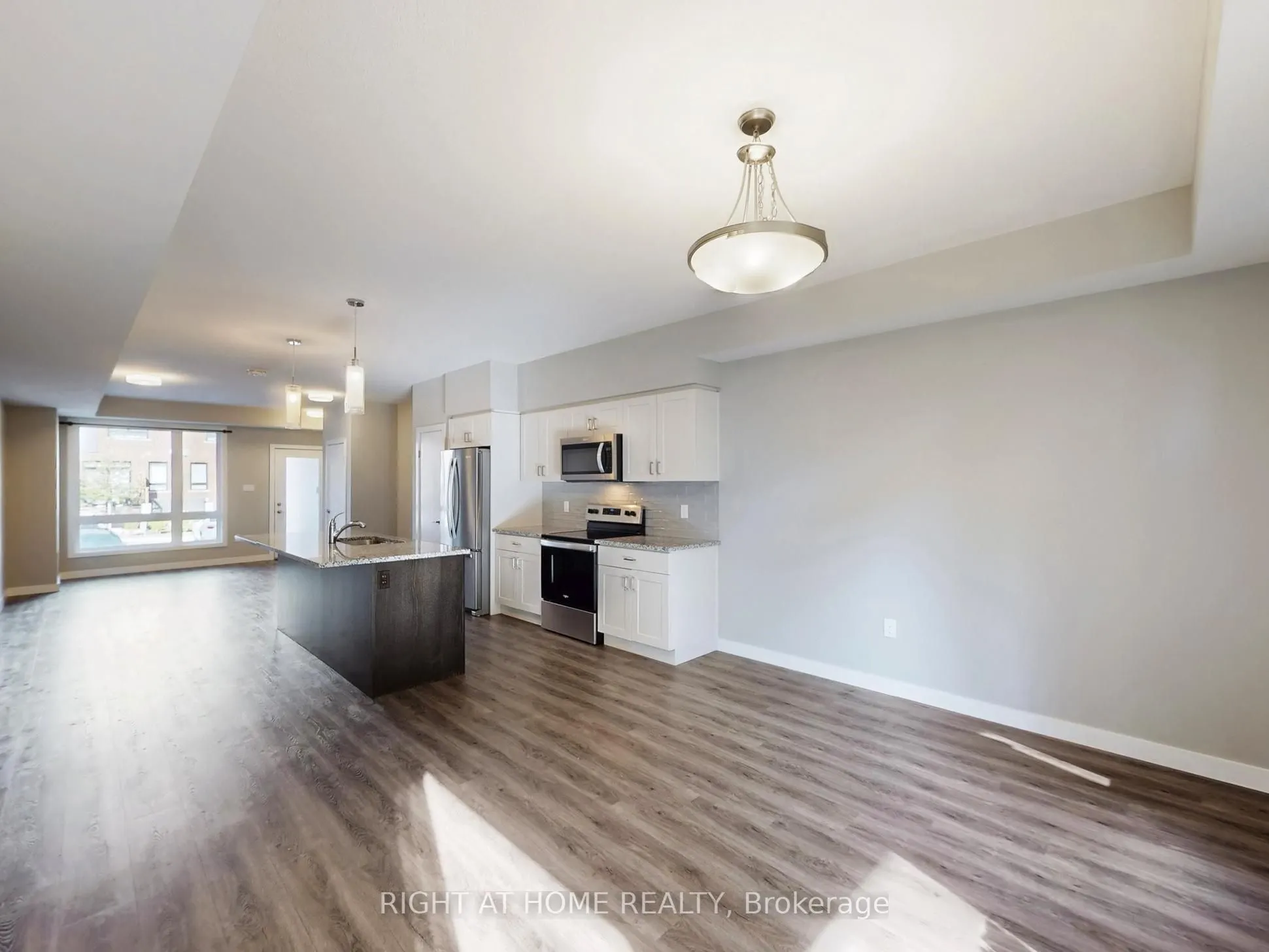 83 Beechwood Avenue, #07