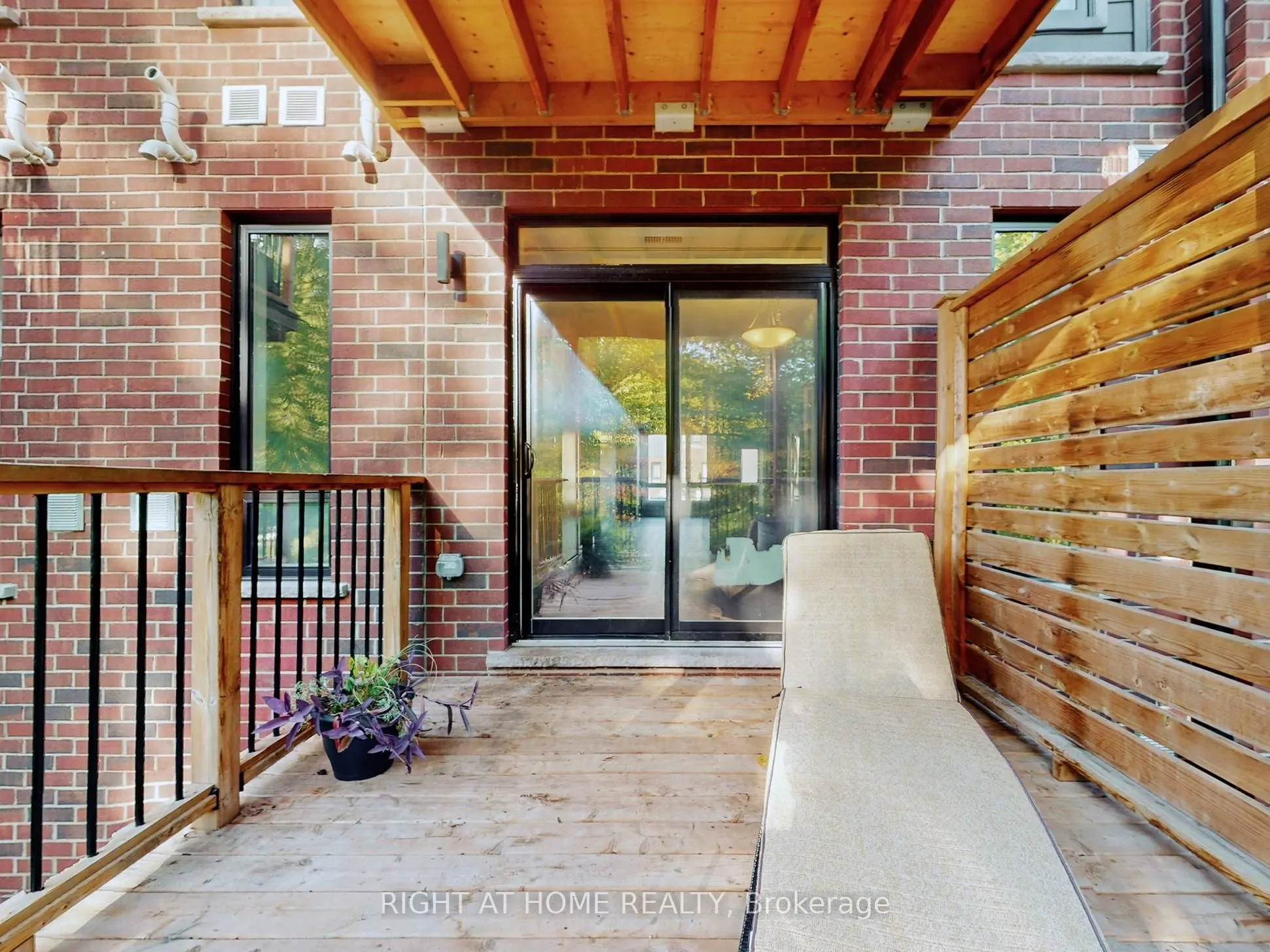 83 Beechwood Avenue, #07