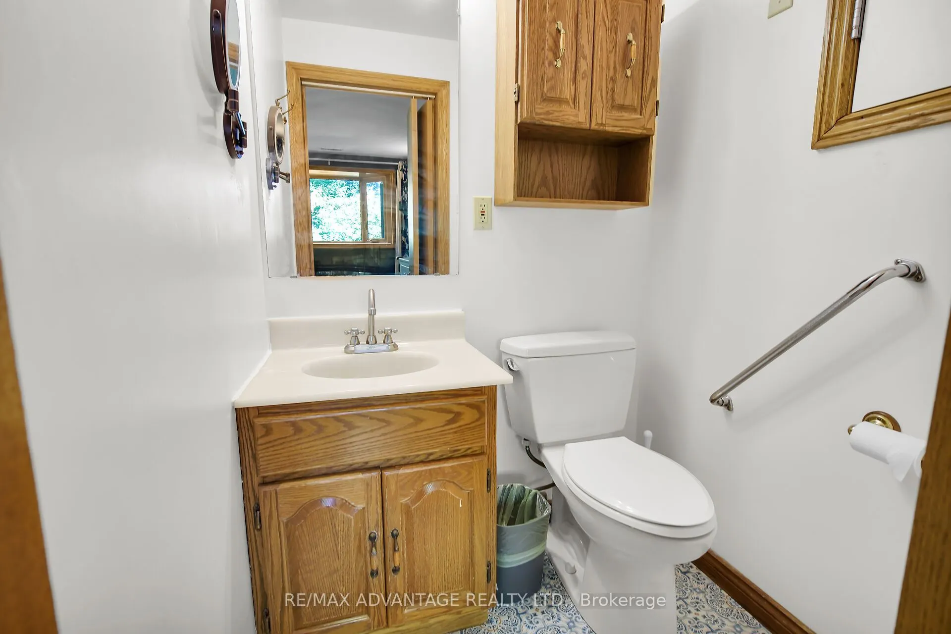 41 Queen Anne Circle