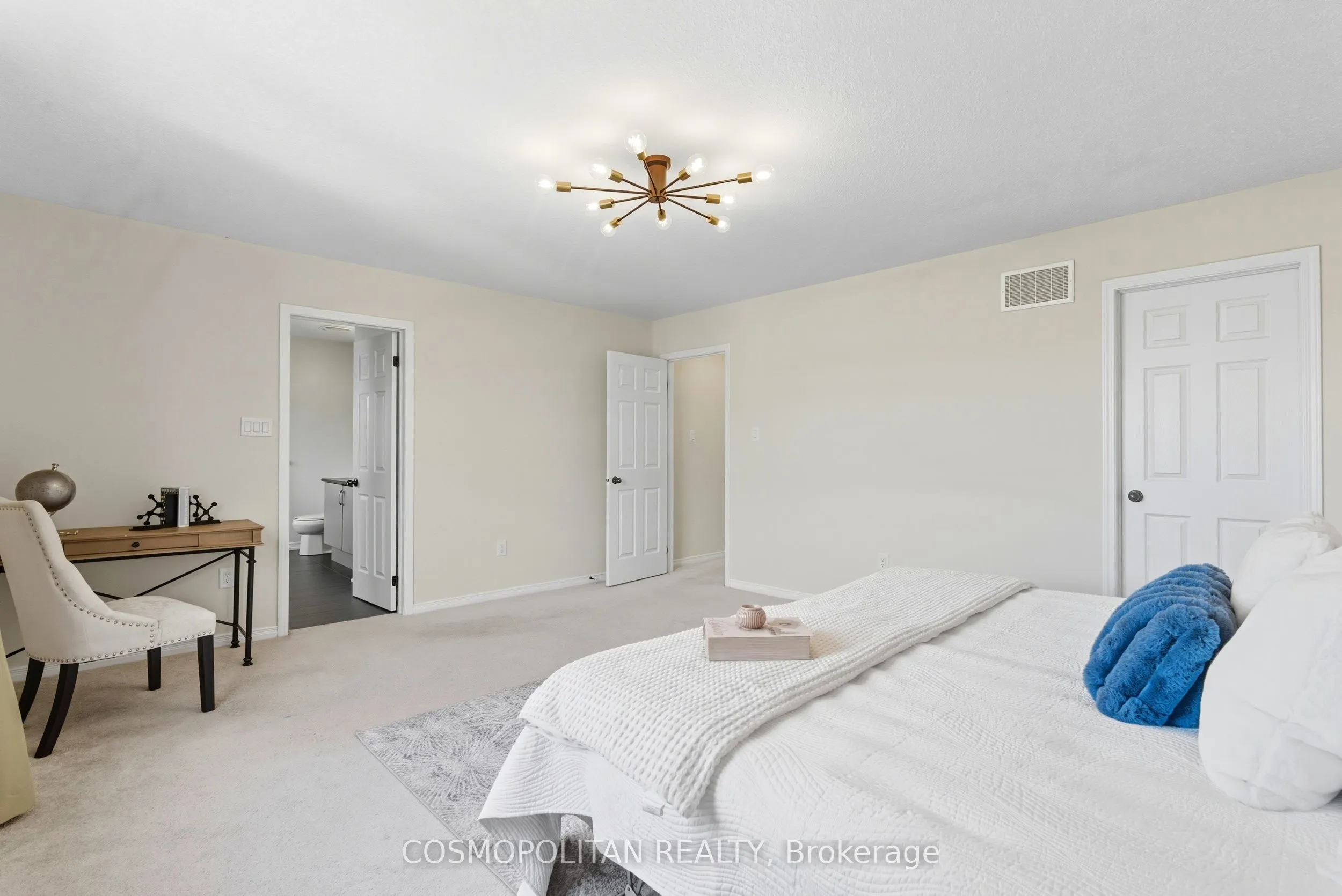 7704 Cottonwood Drive