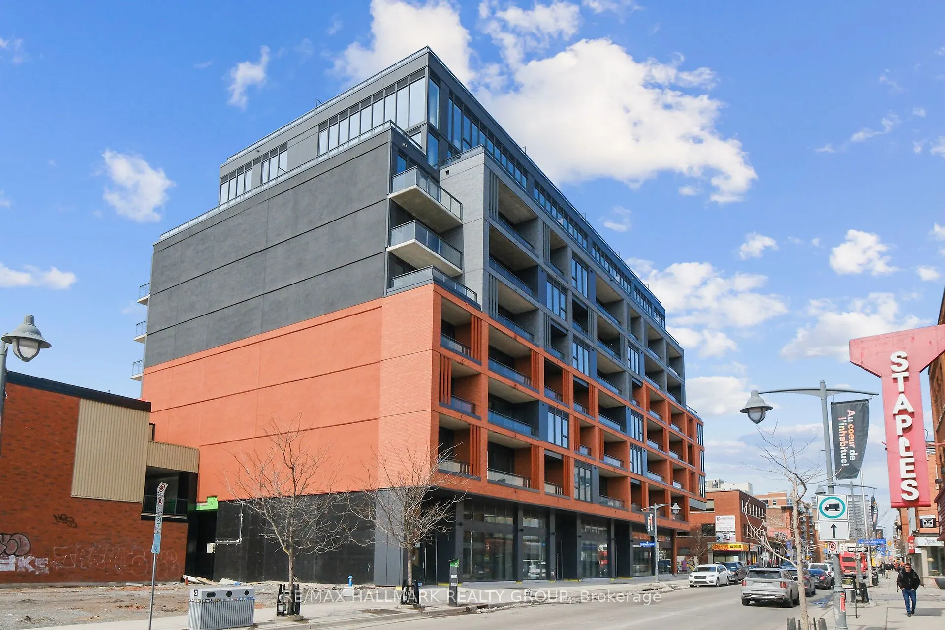 10 James Street, #617