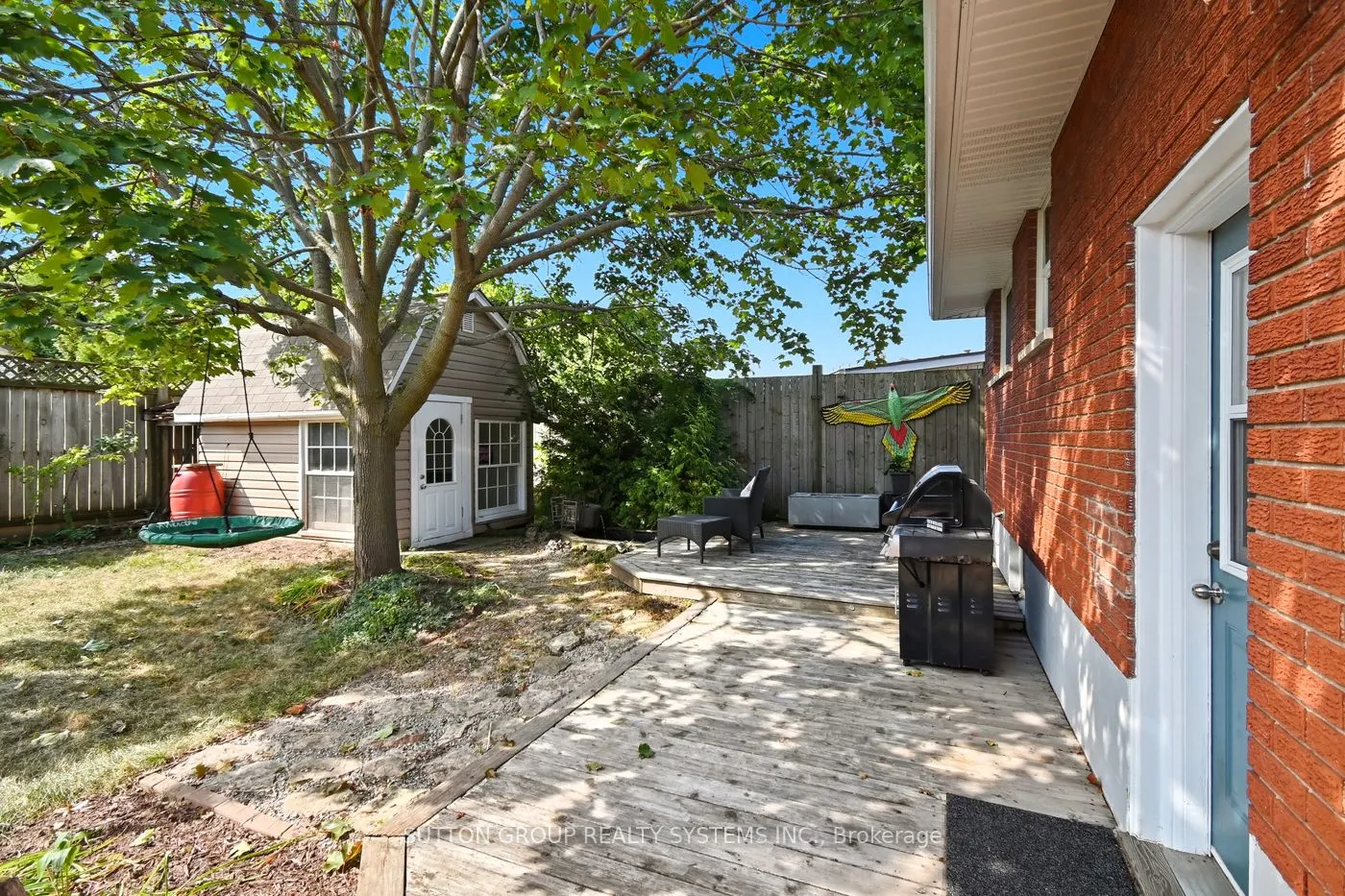 83 Lakeside Drive