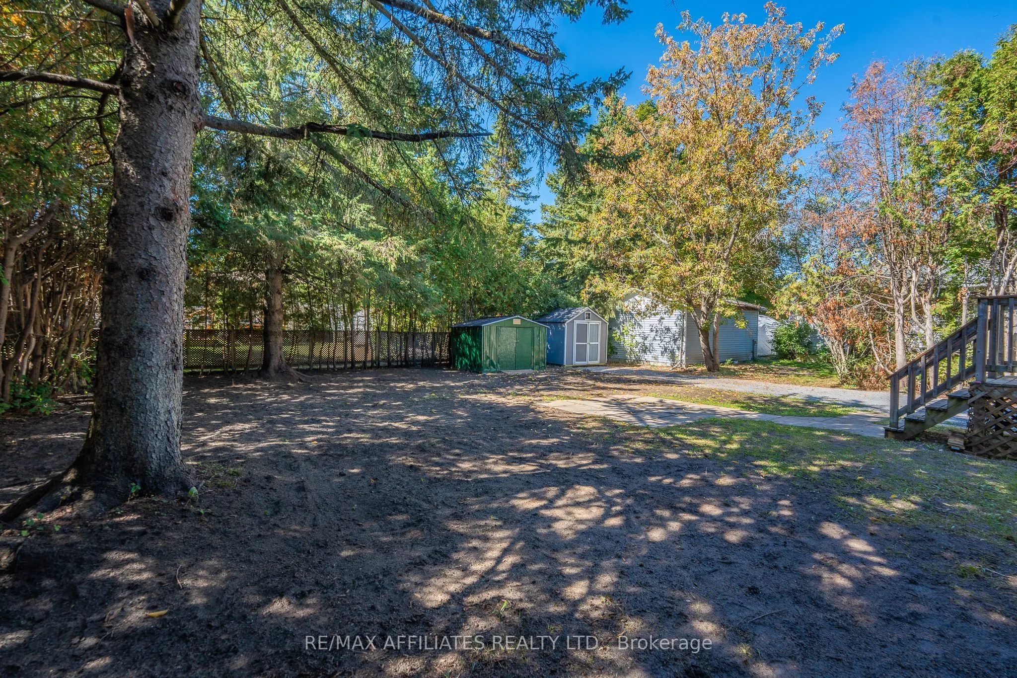 5 Fringewood Drive