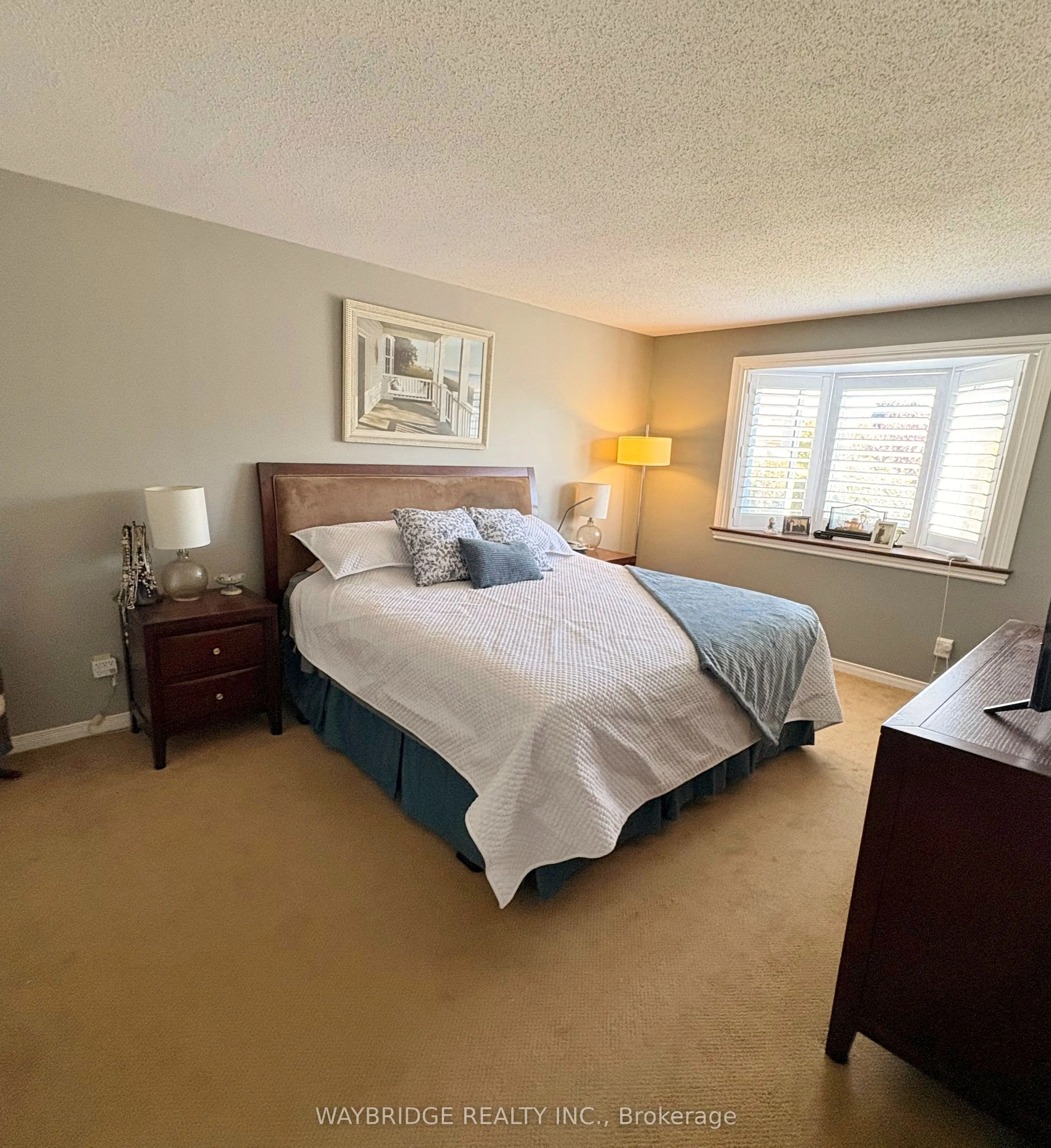 27 Chatham Gardens