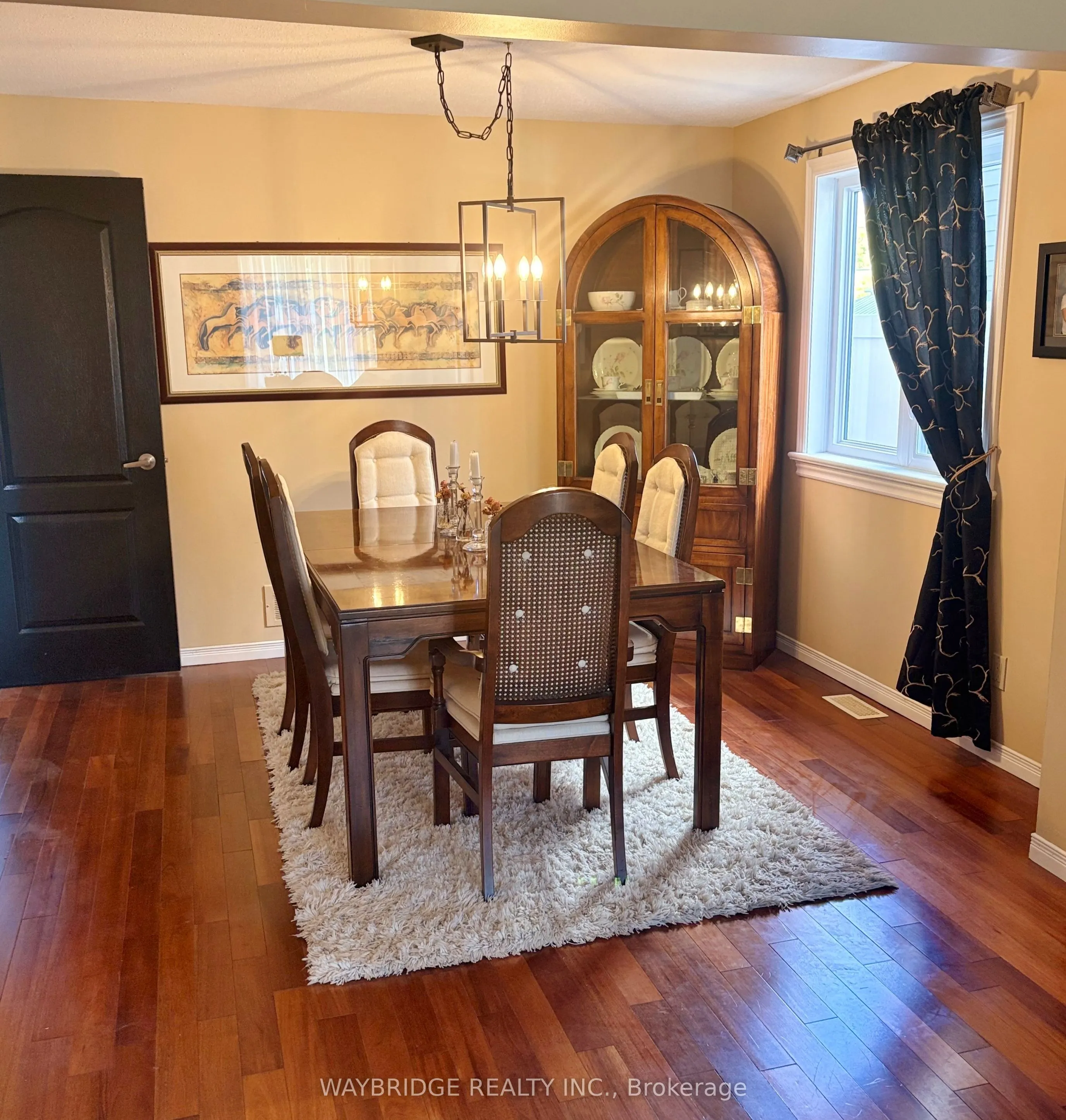 27 Chatham Gardens