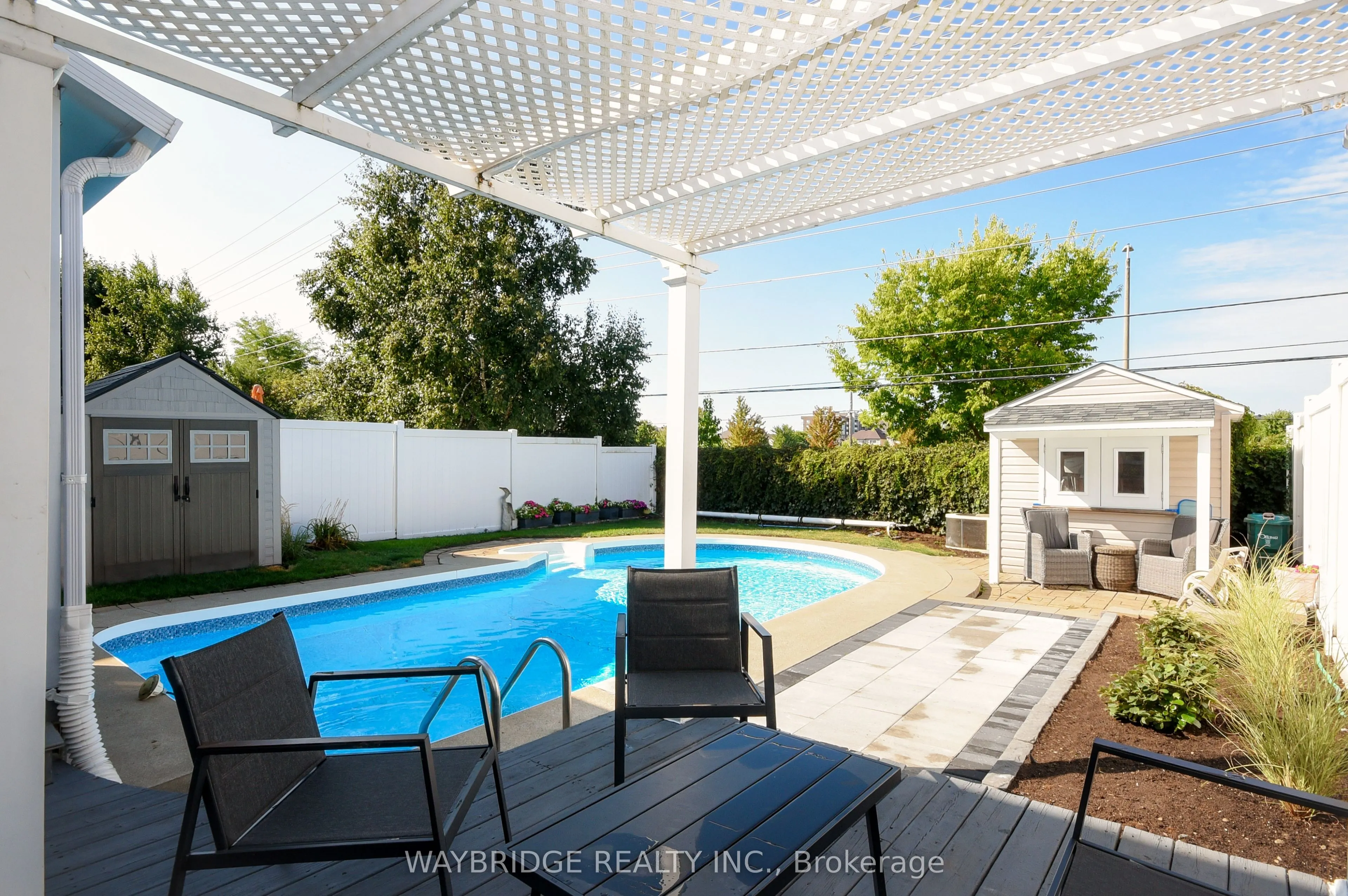 27 Chatham Gardens
