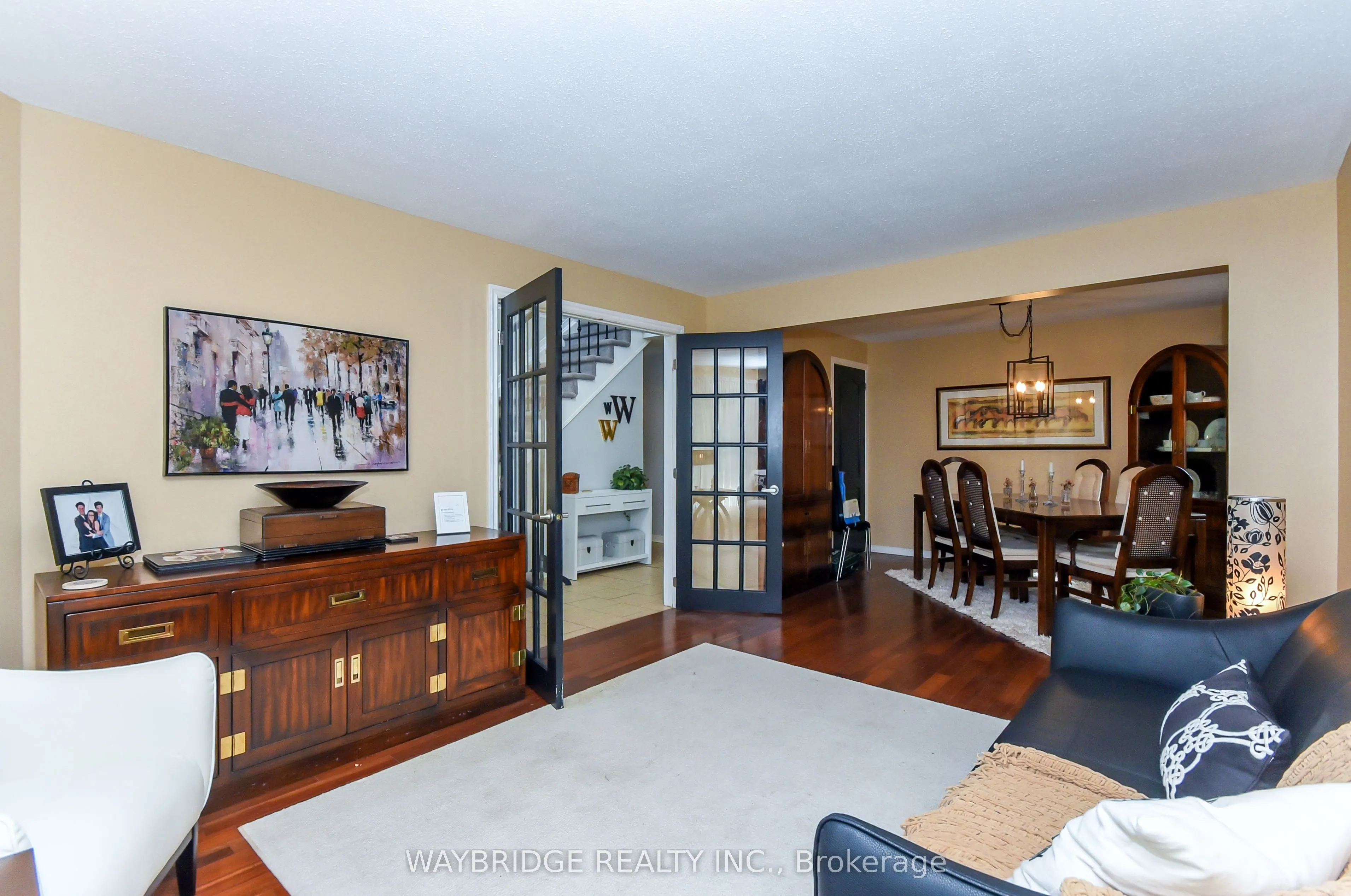 27 Chatham Gardens