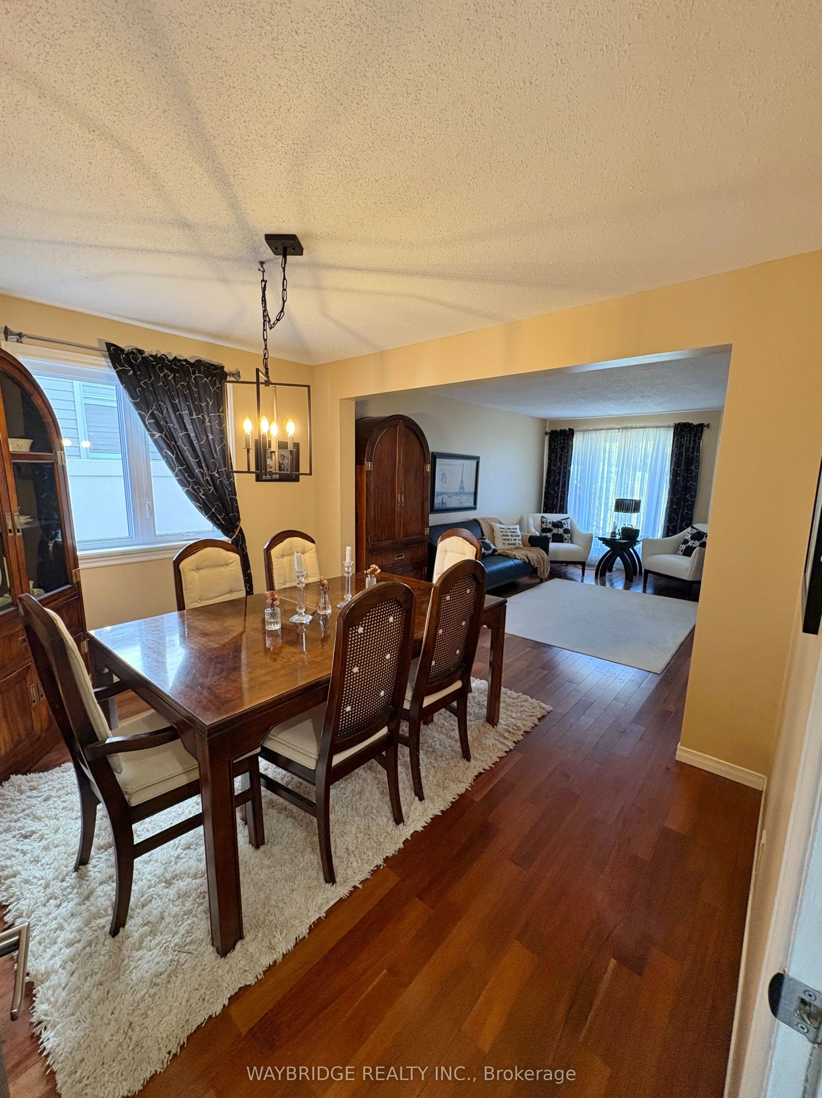 27 Chatham Gardens