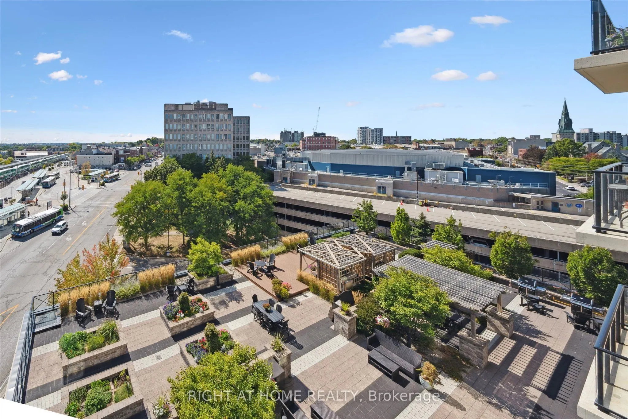 160 Macdonell Street, #707