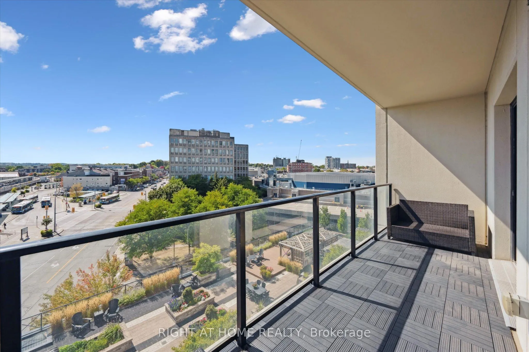 160 Macdonell Street, #707
