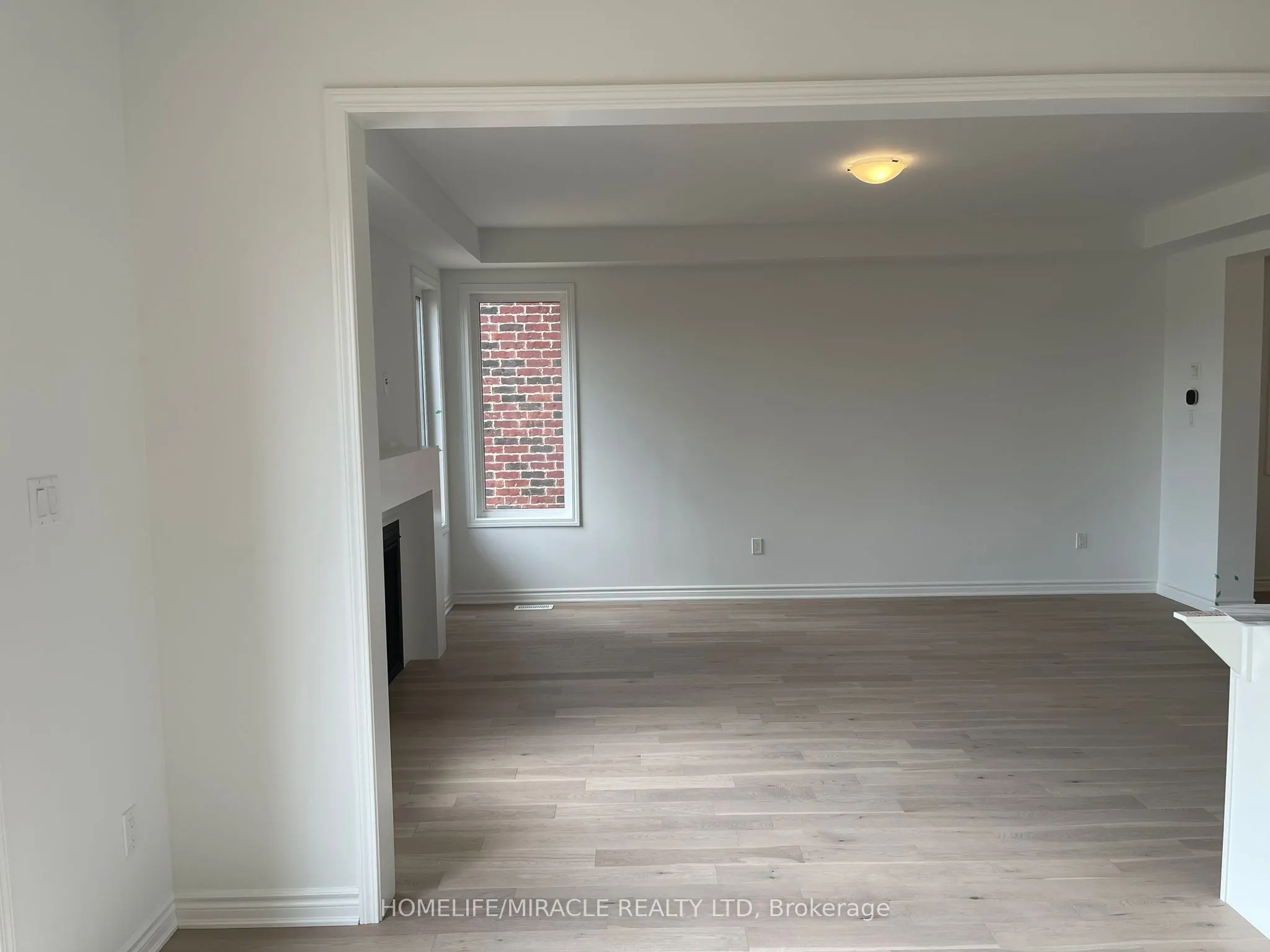 155 Rosenberg Way
