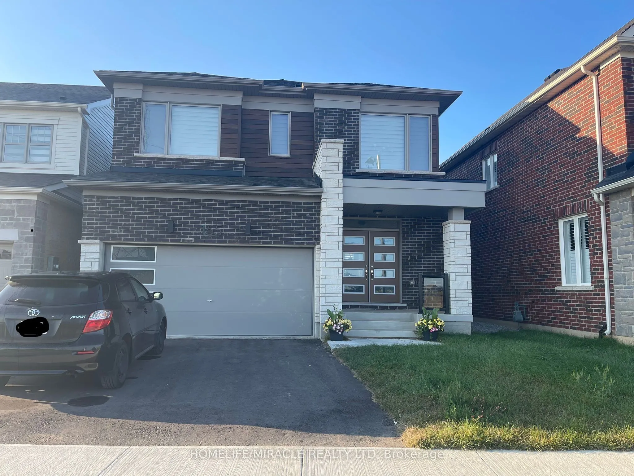 155 Rosenberg Way