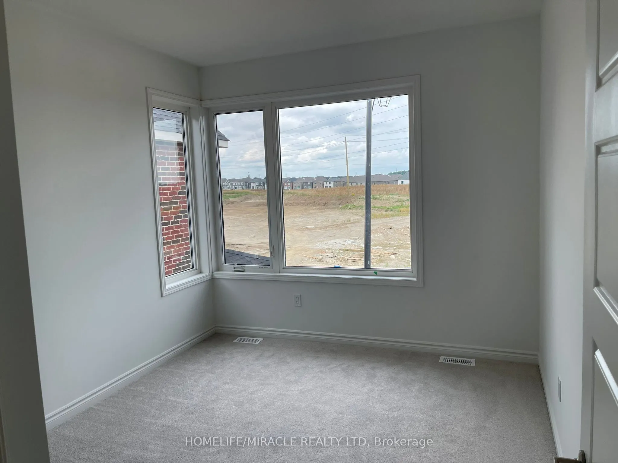 155 Rosenberg Way