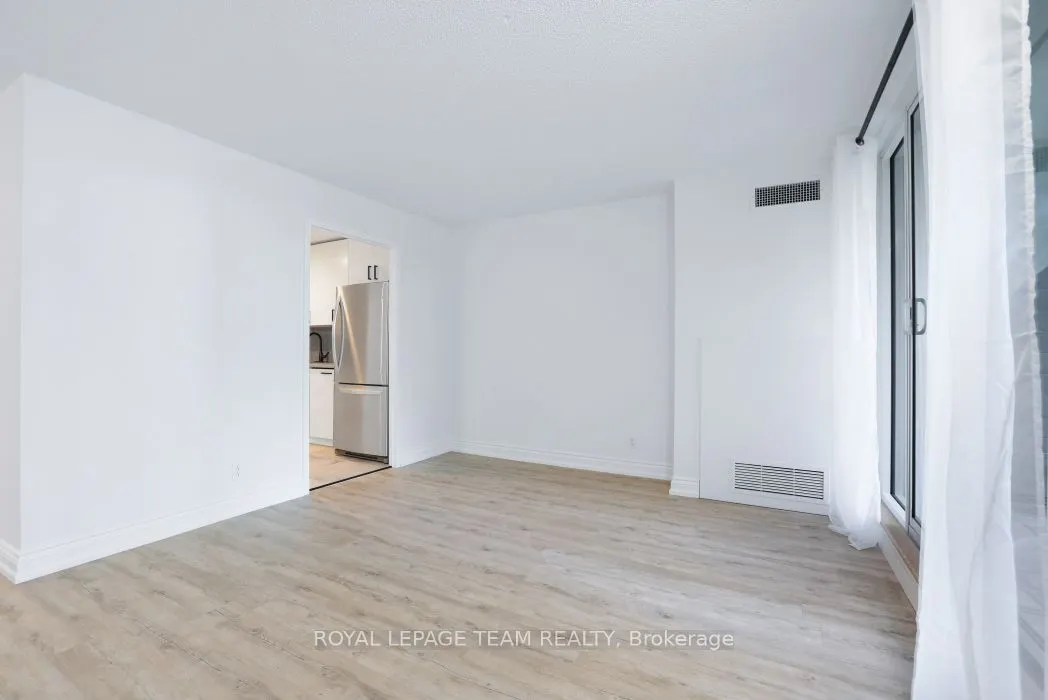 2951 Riverside Drive, #113