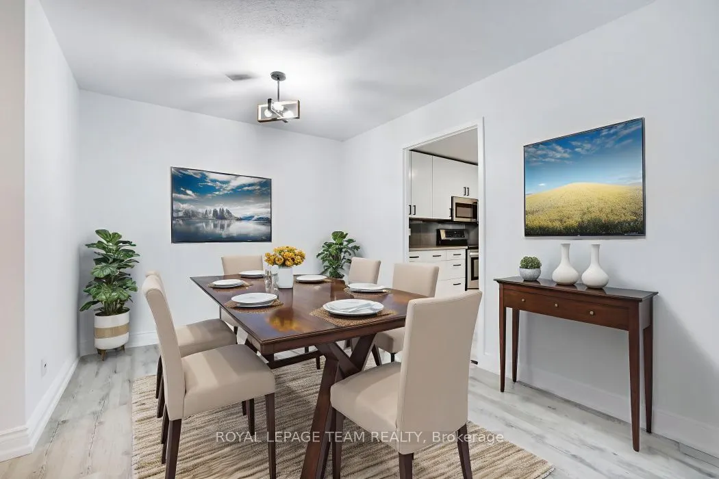 2951 Riverside Drive, #113