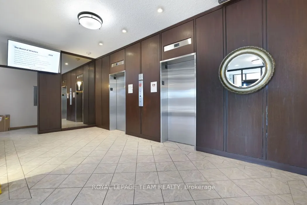 2951 Riverside Drive, #113