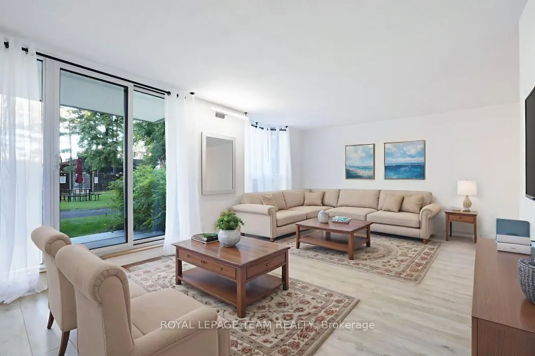 2951 Riverside Drive, #113