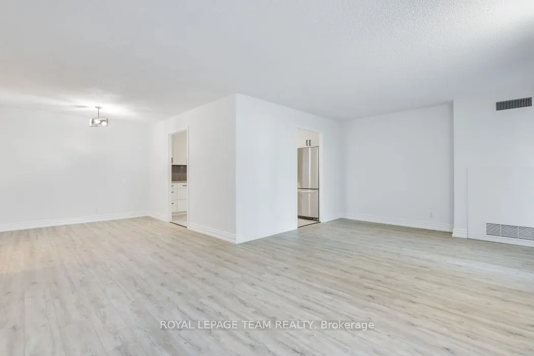 2951 Riverside Drive, #113