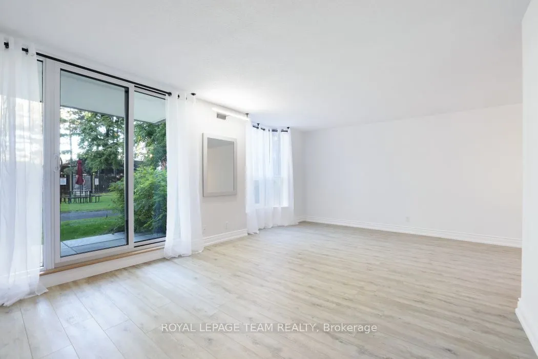2951 Riverside Drive, #113