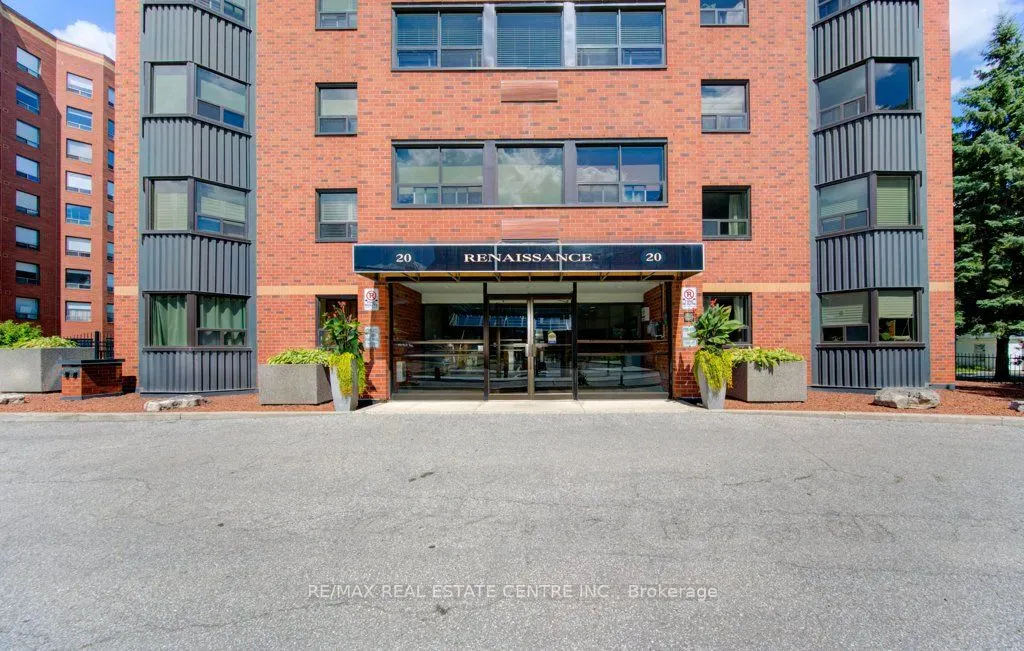 20 Ellen Street E, #405