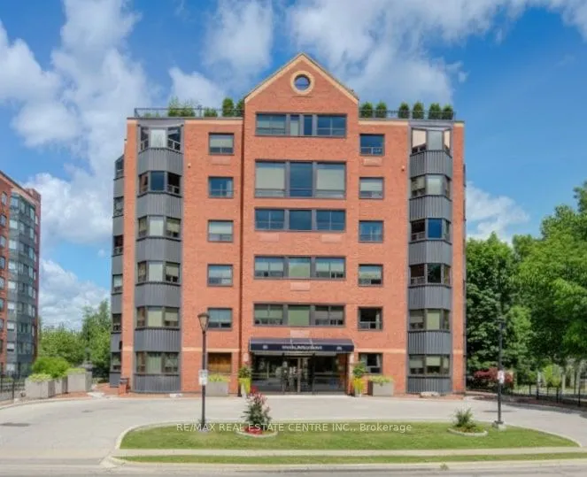 20 Ellen Street E, #405
