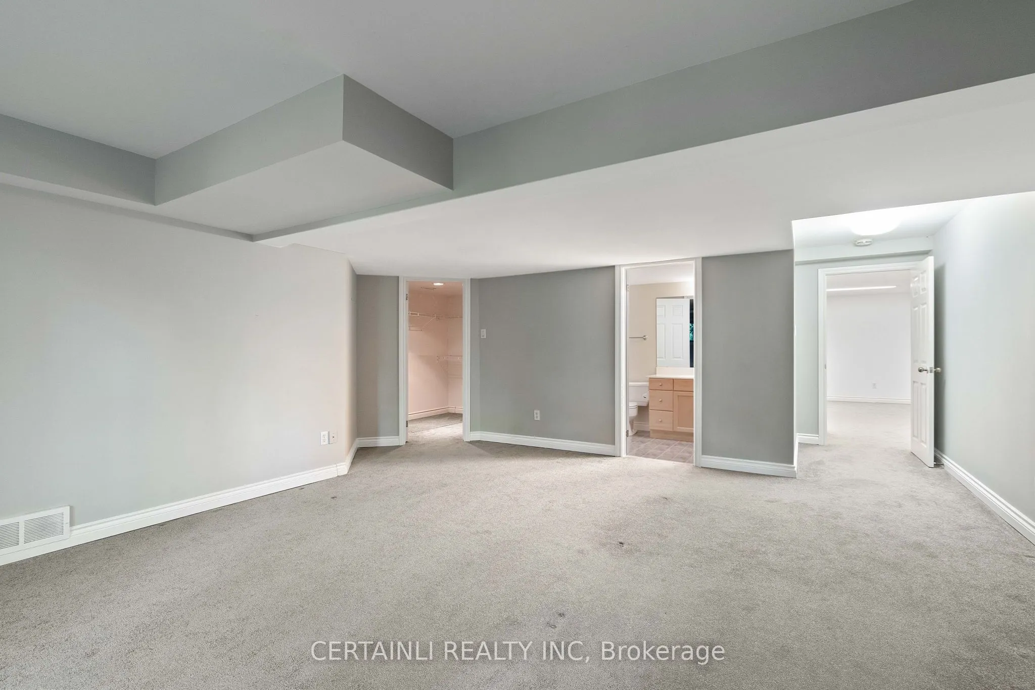 10 Mackellar Avenue, #5