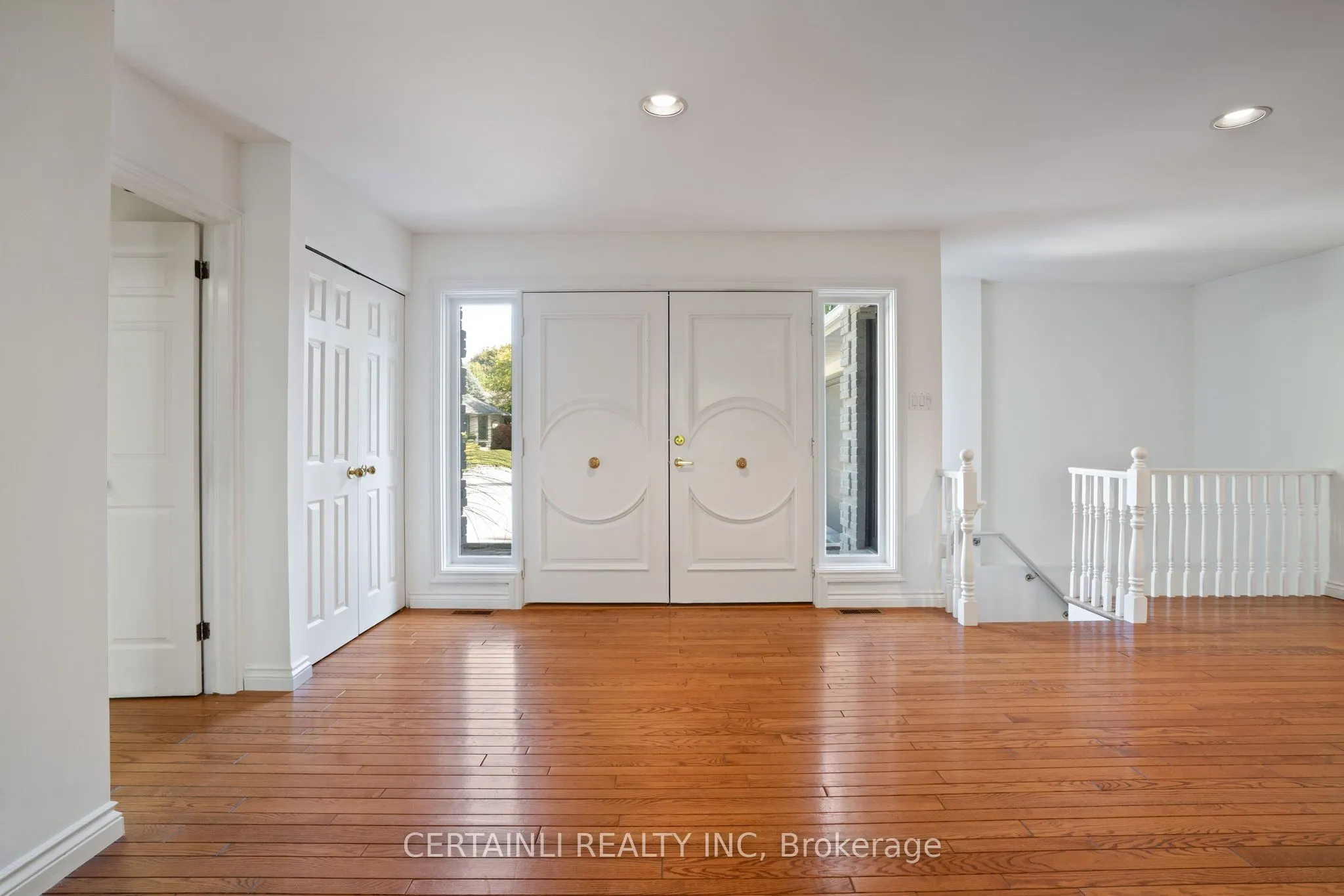 10 Mackellar Avenue, #5