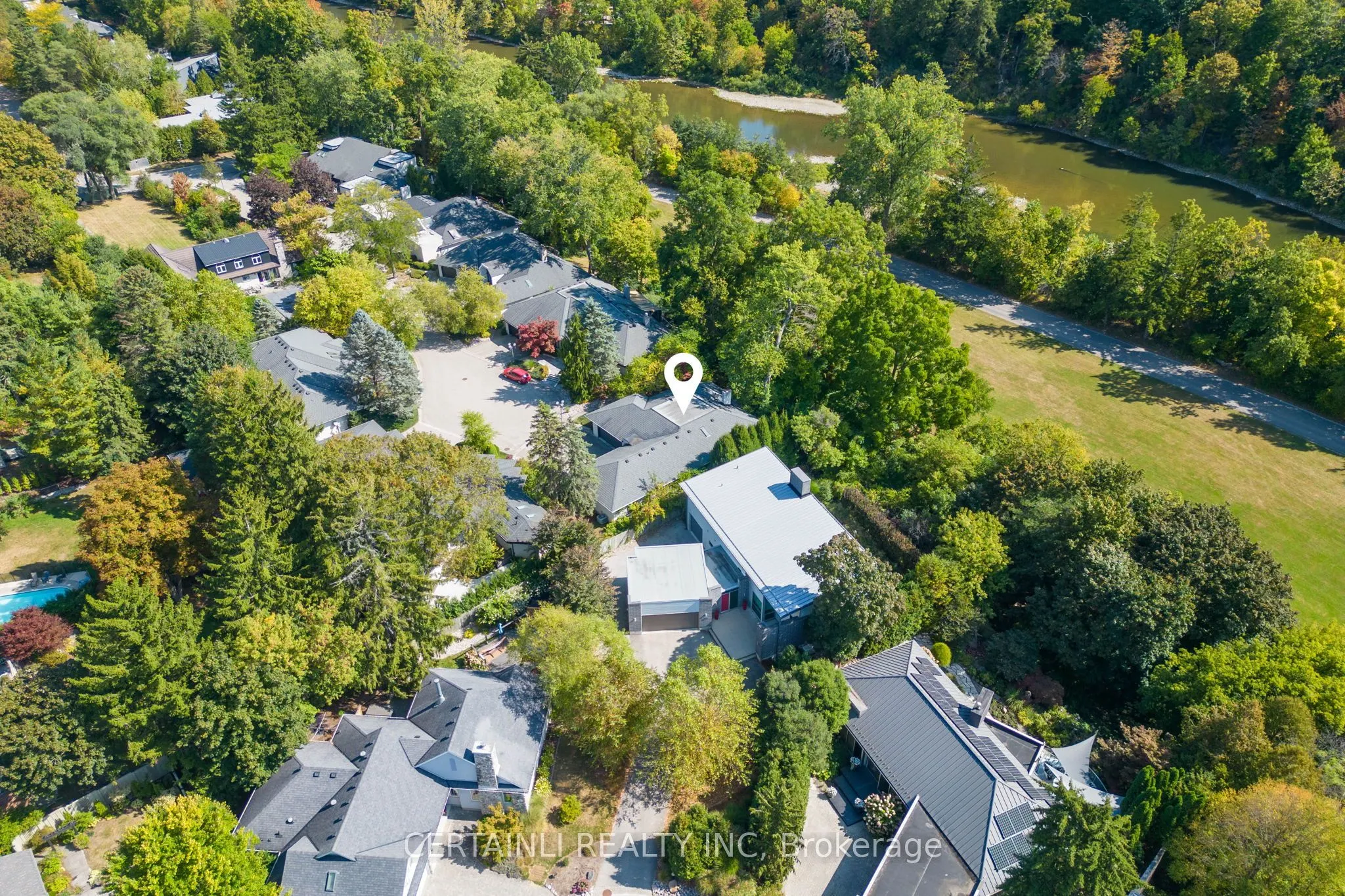 10 Mackellar Avenue, #5