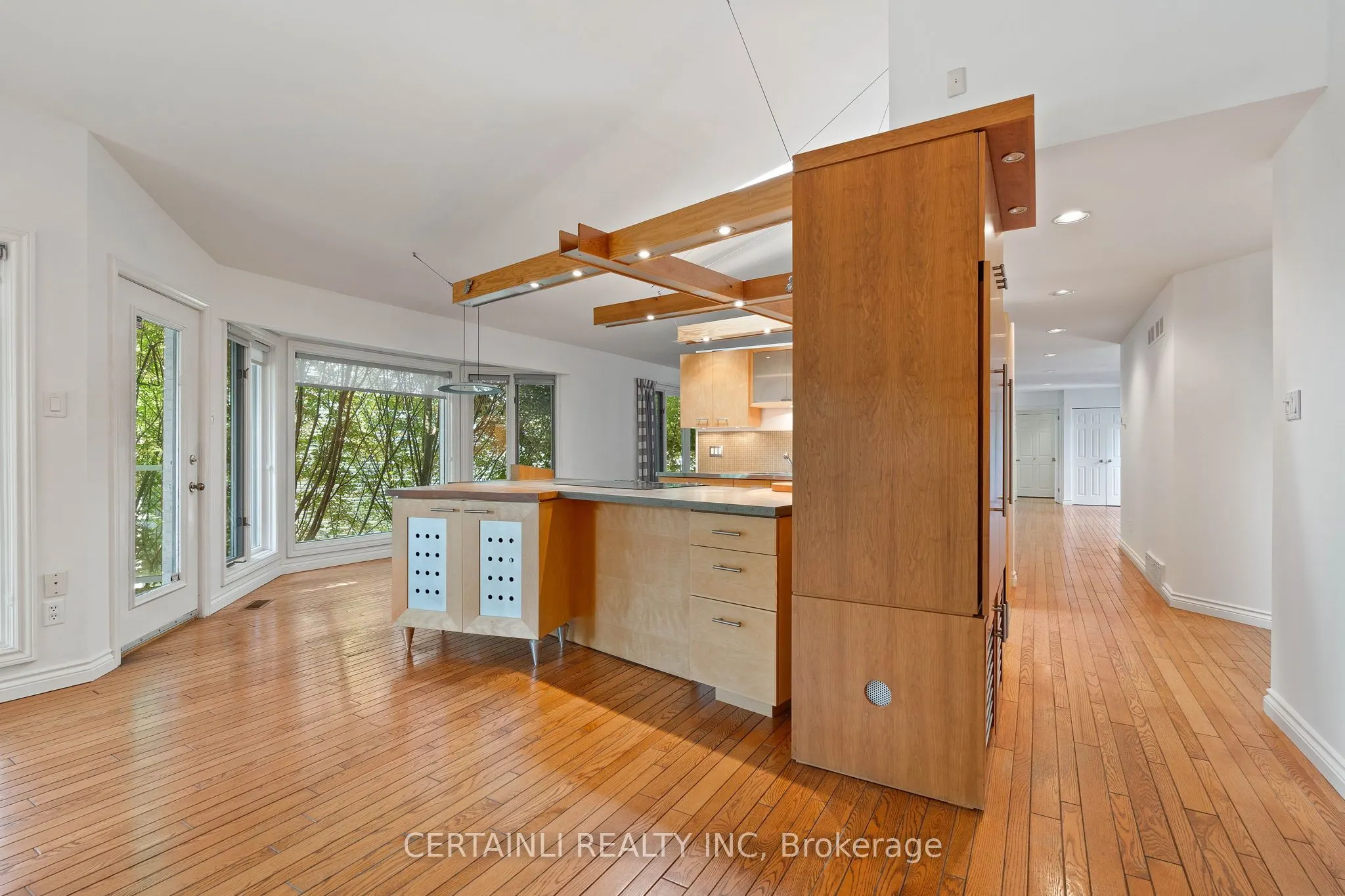 10 Mackellar Avenue, #5