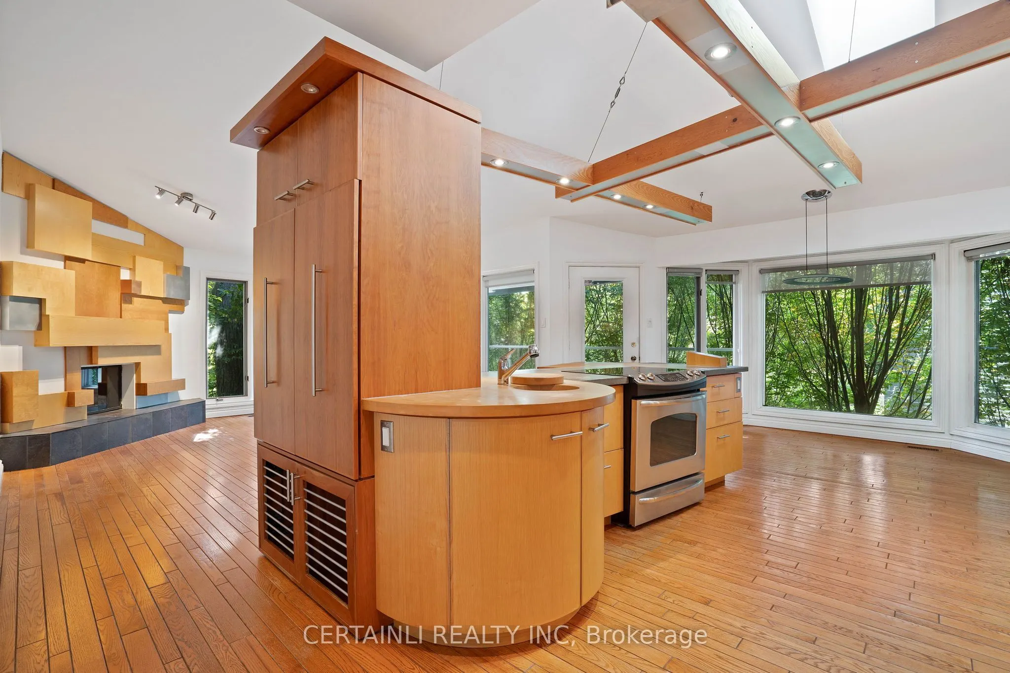 10 Mackellar Avenue, #5