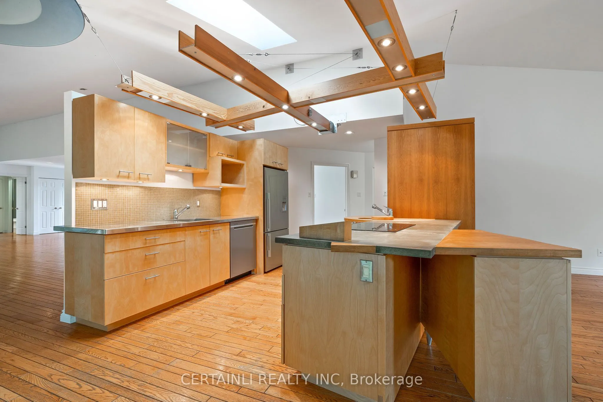10 Mackellar Avenue, #5