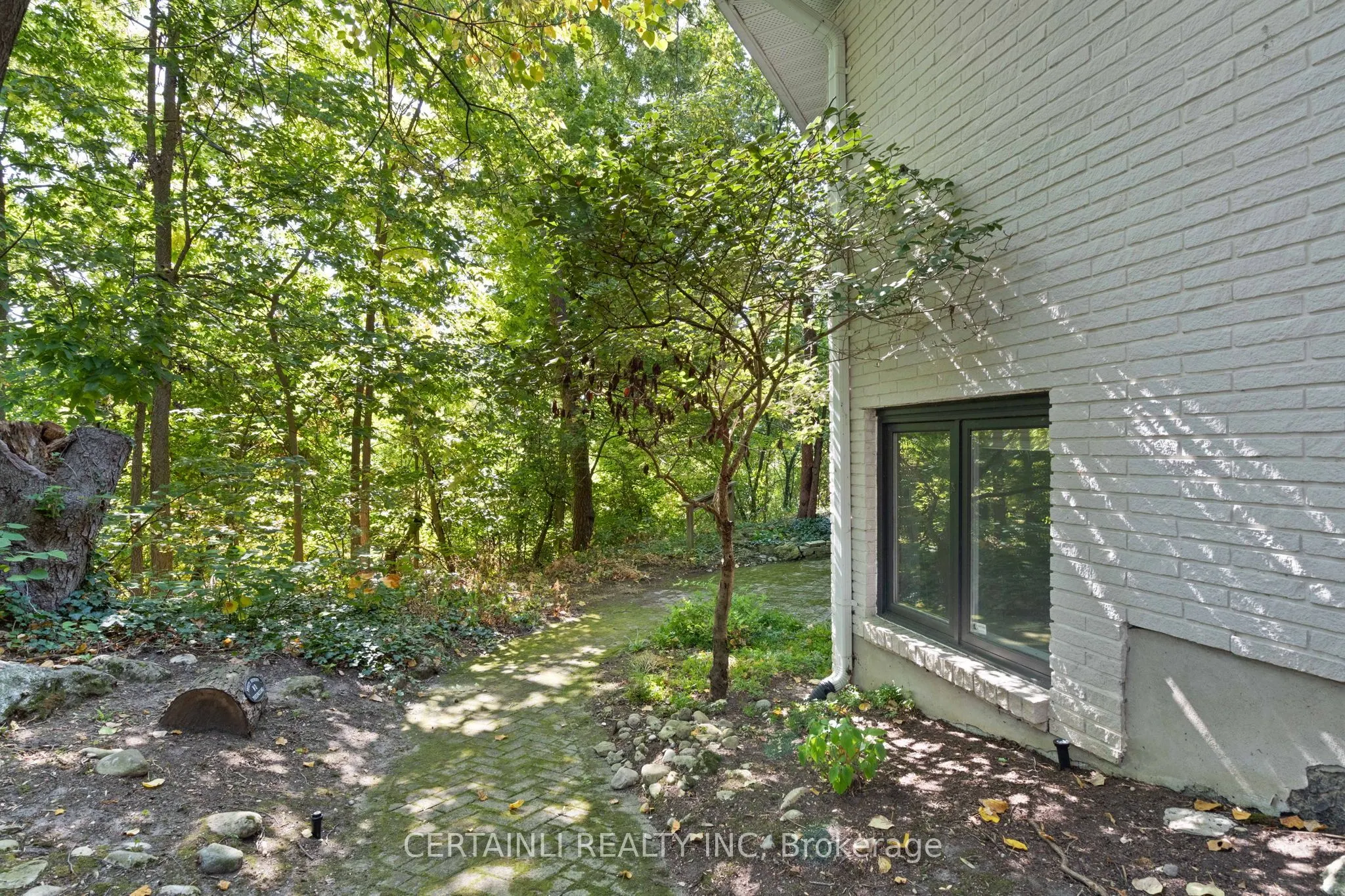 10 Mackellar Avenue, #5