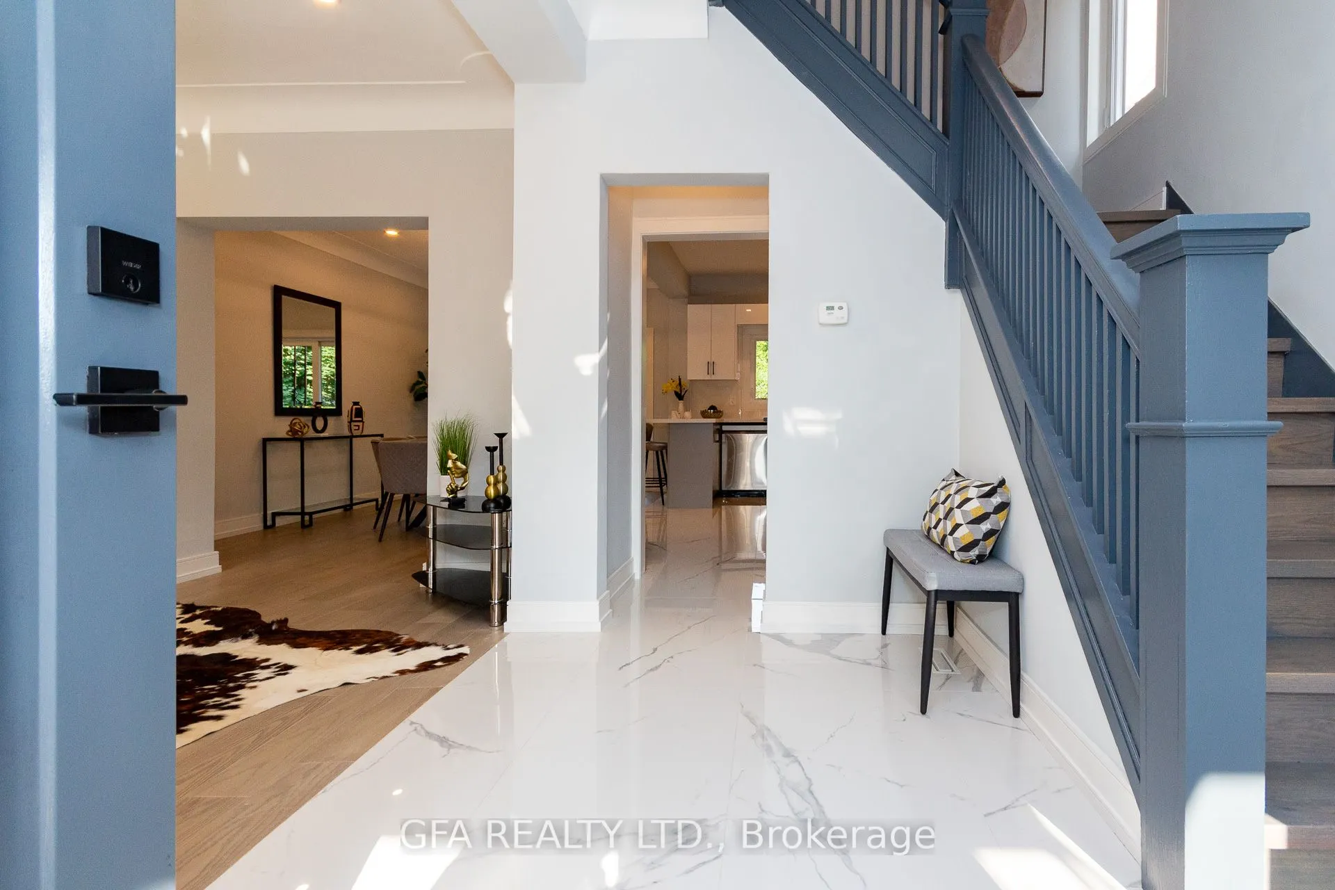 42 Barnesdale Avenue N, #Upper Level