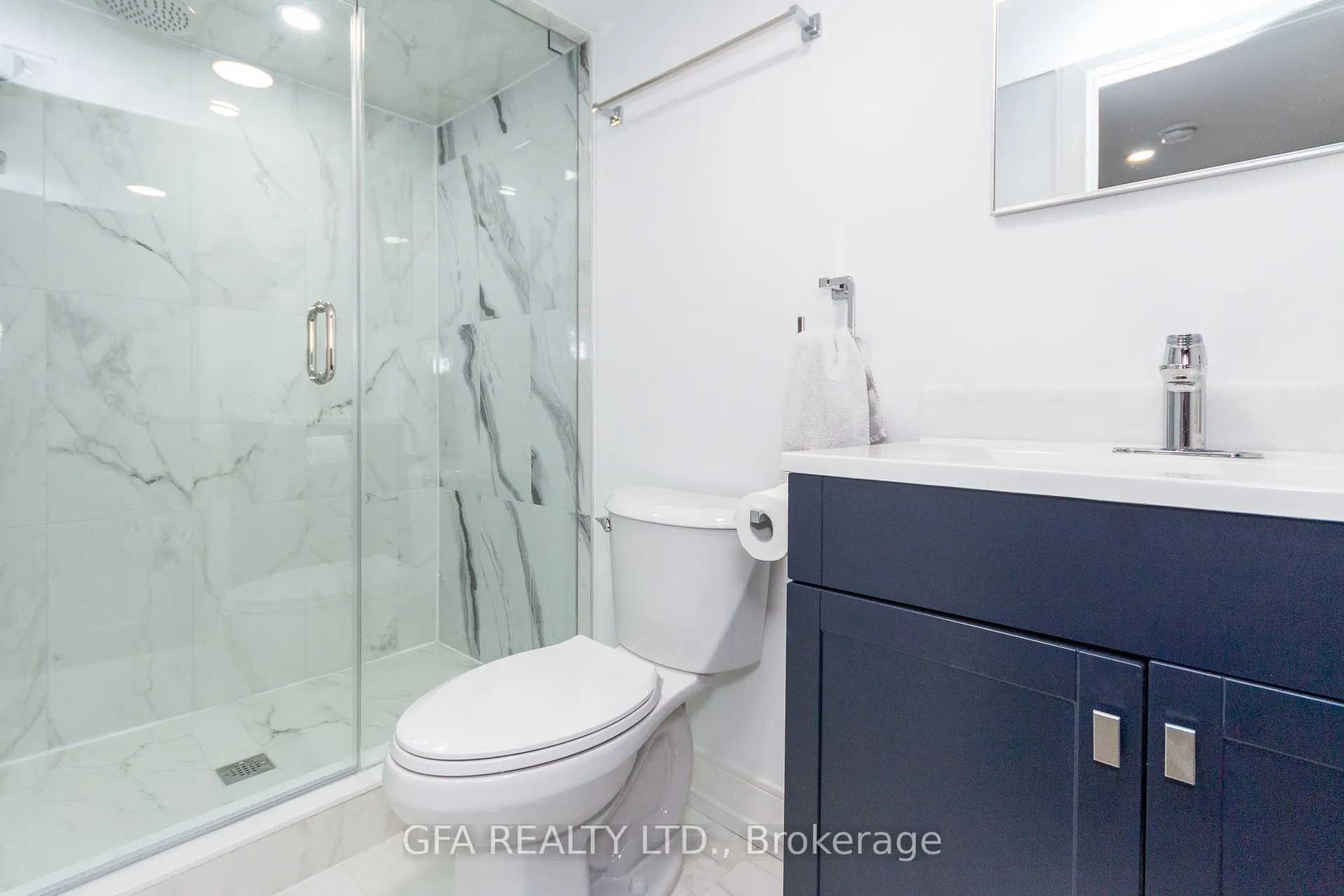 42 Barnesdale Avenue N, #Lower Level