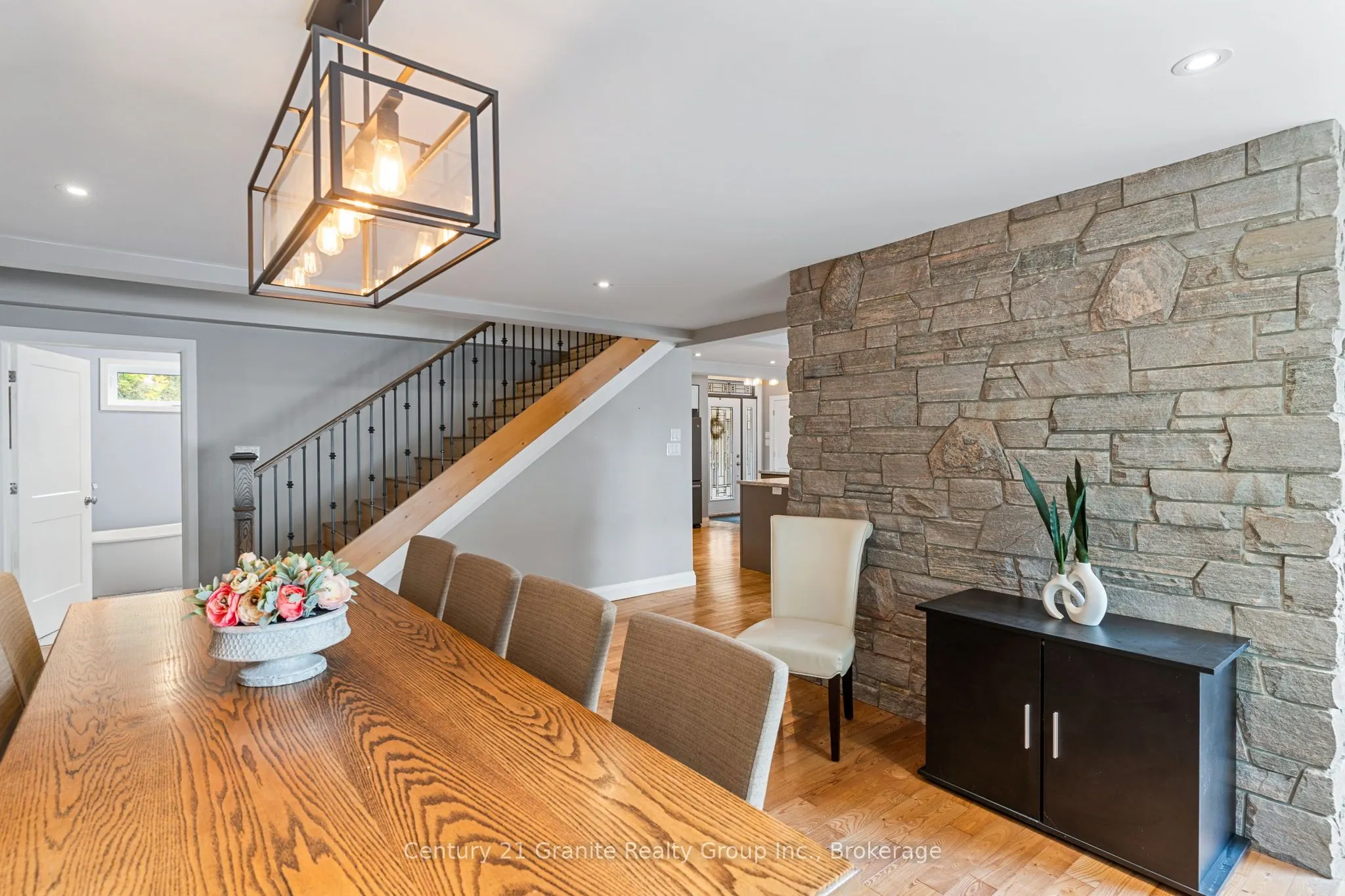 1053 Maebar Road