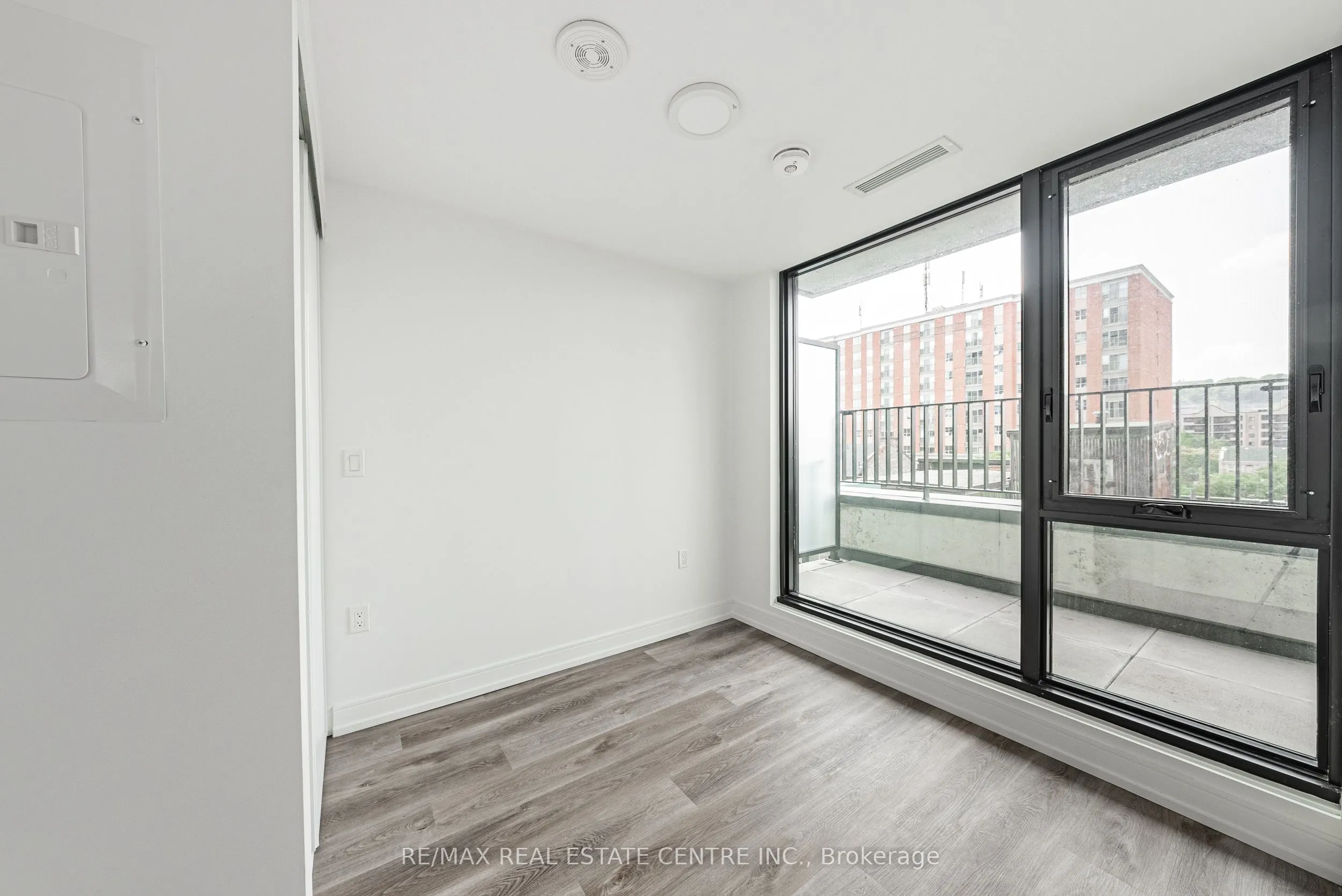 1 Jarvis Street, #511