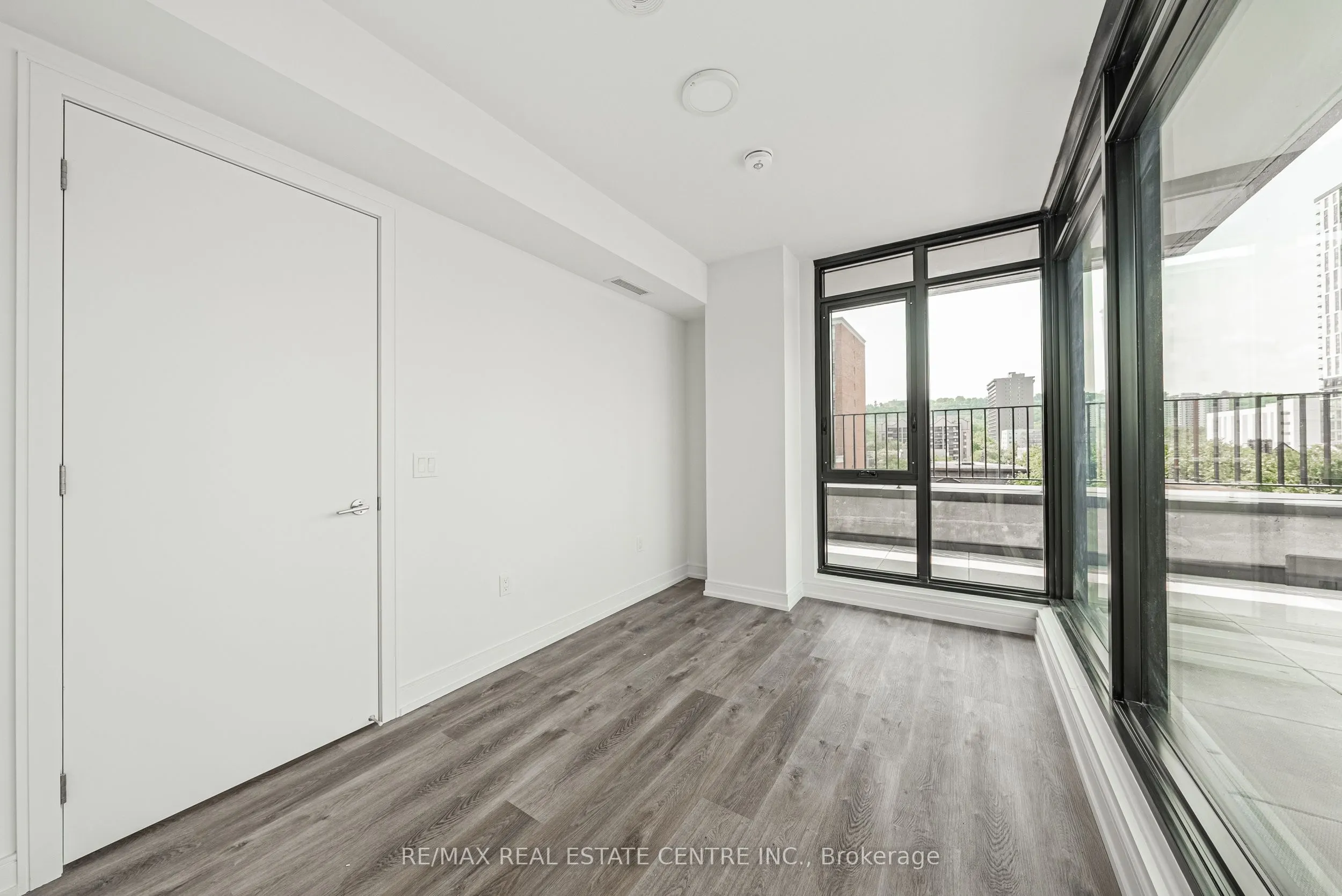 1 Jarvis Street, #511