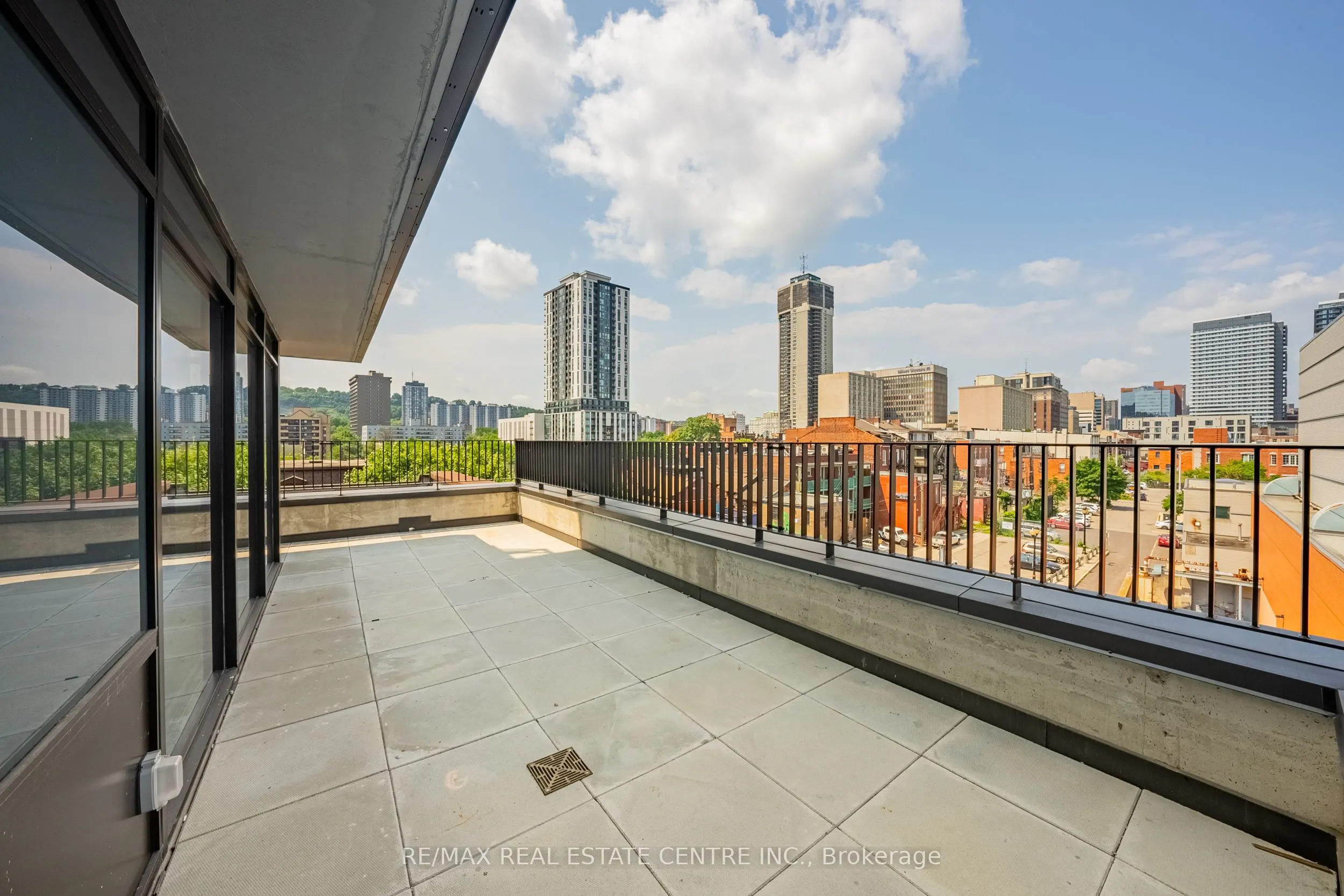 1 Jarvis Street, #511