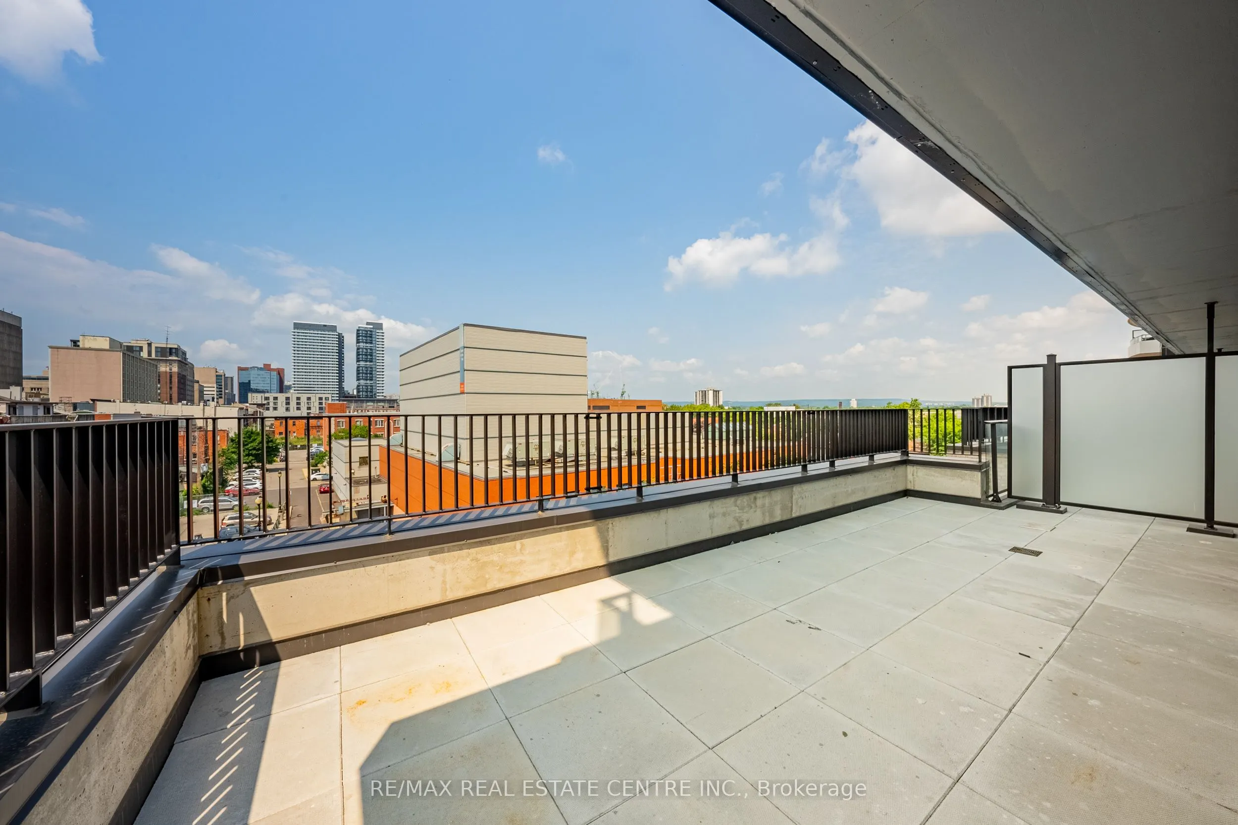 1 Jarvis Street, #511