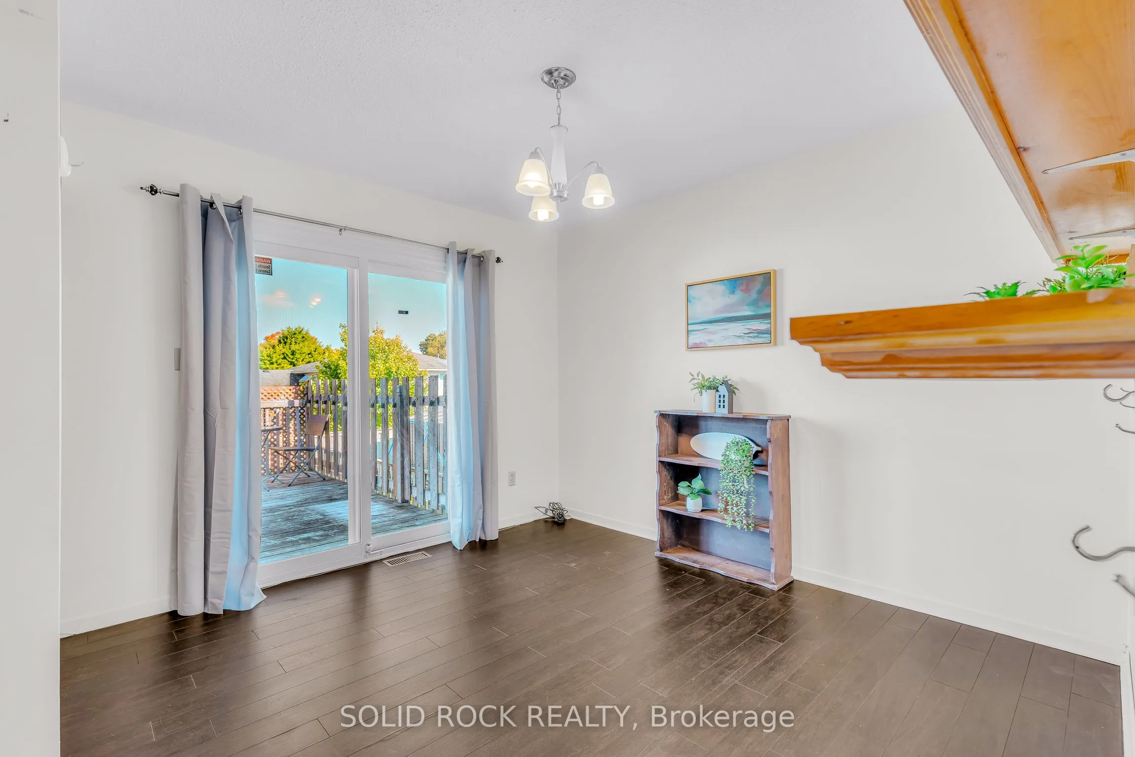 857 Cunningham Crescent