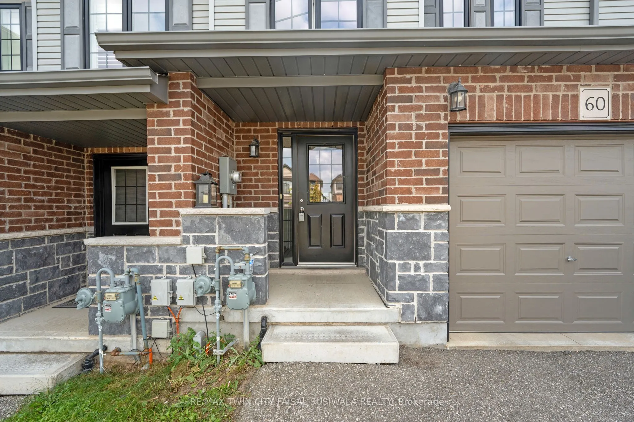 60 Honey Street