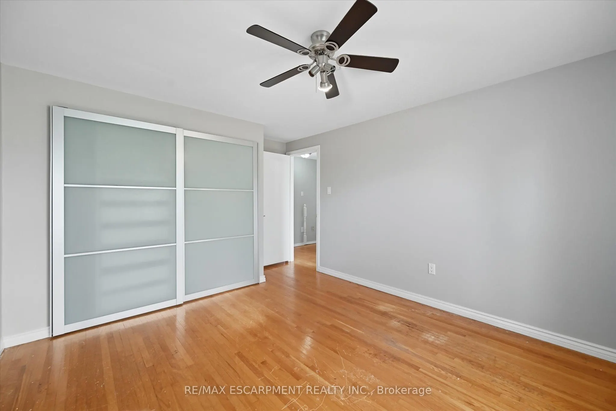 966 UPPER SHERMAN Avenue