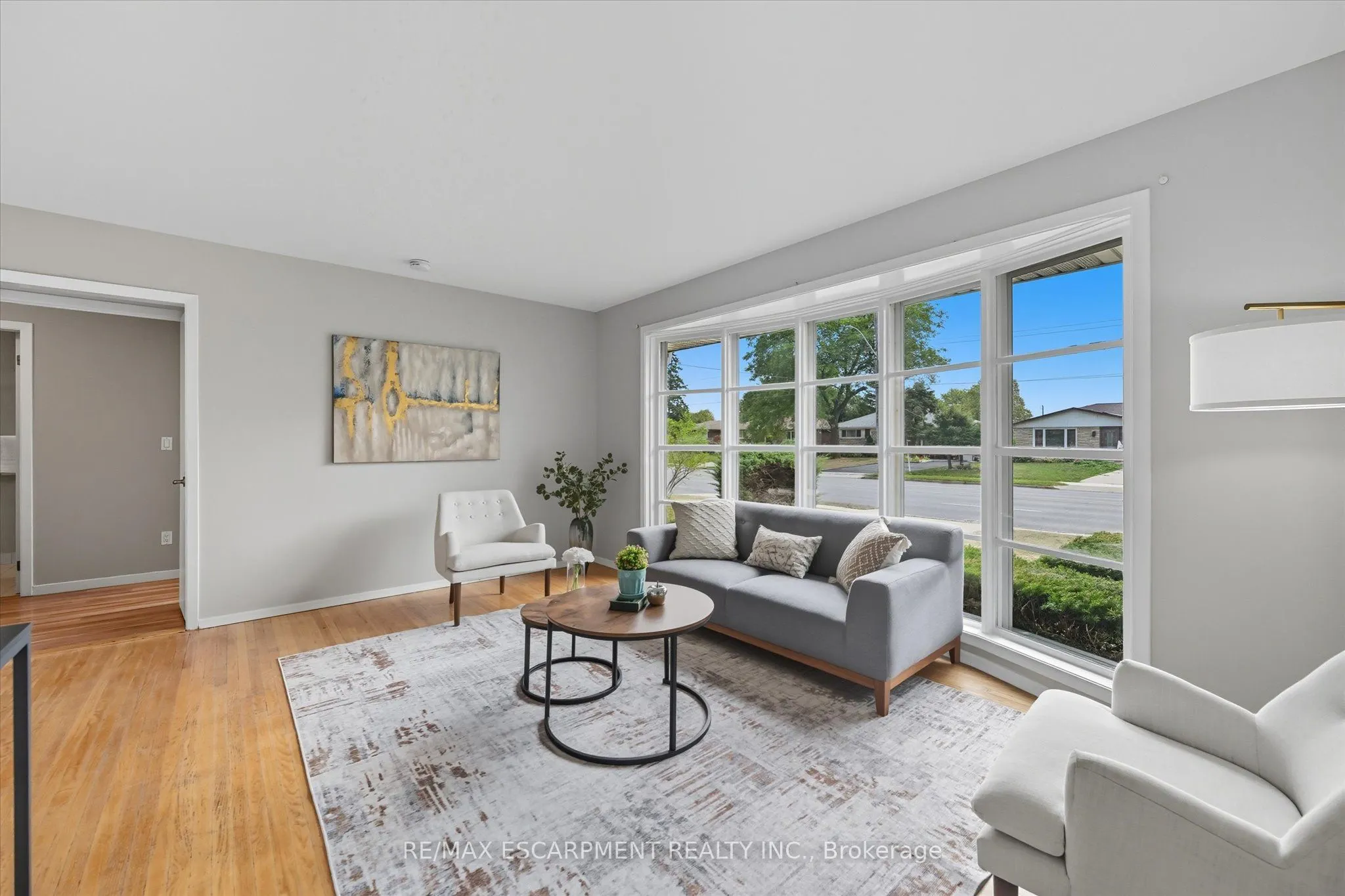 966 UPPER SHERMAN Avenue