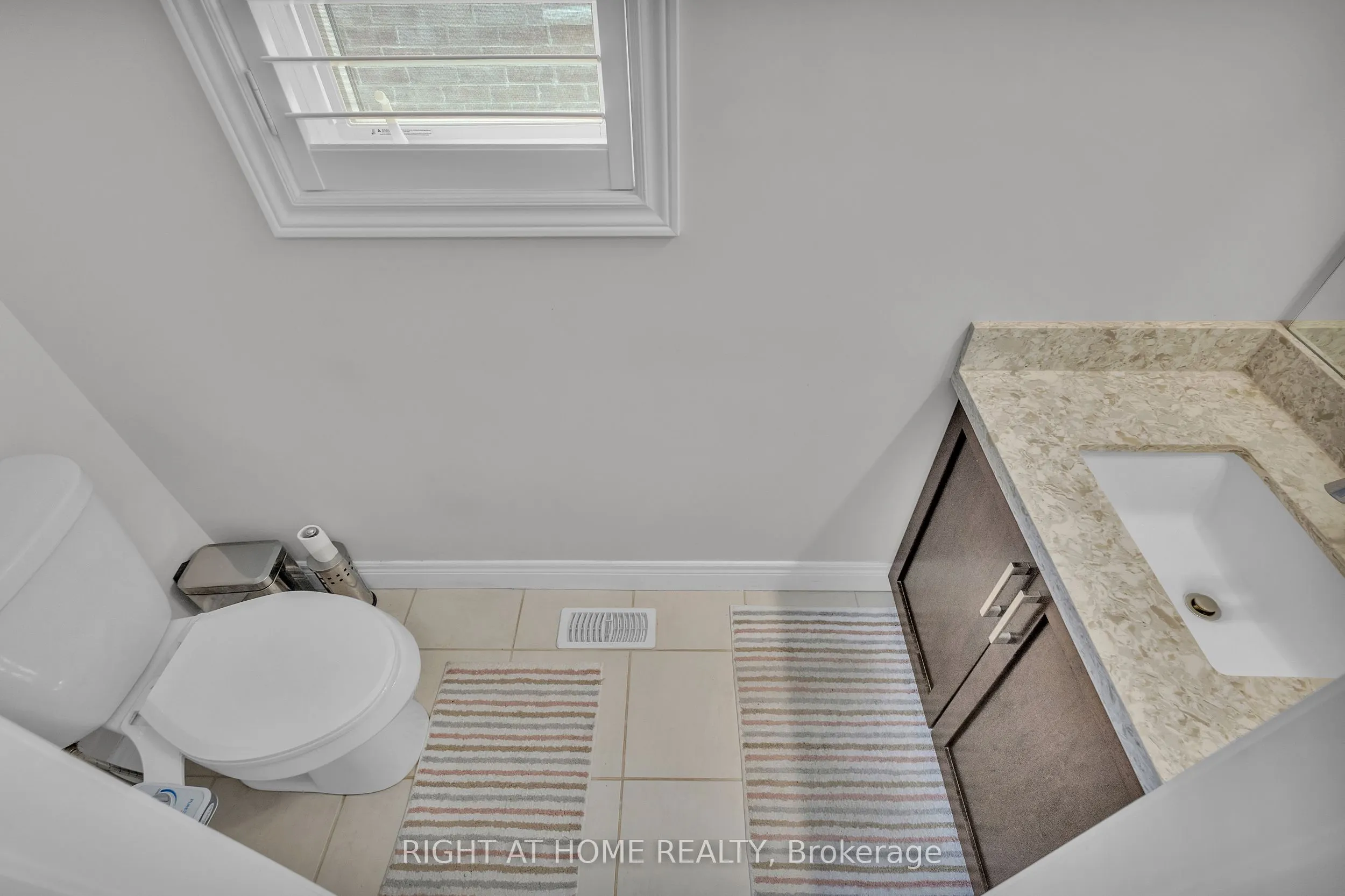 321 Carriage Way