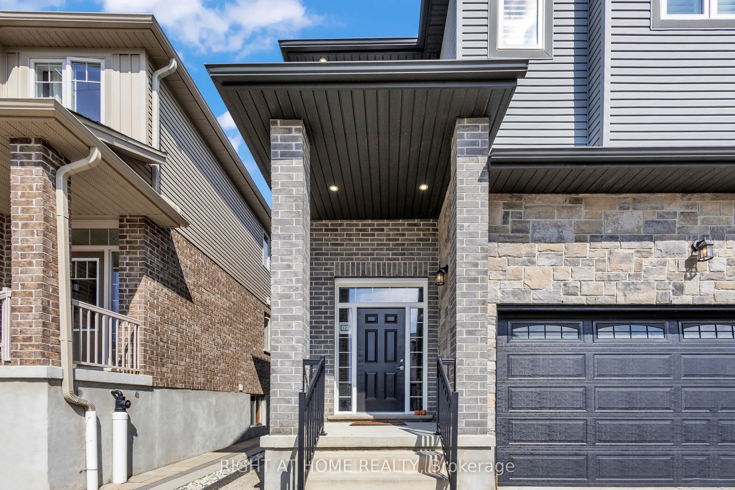 321 Carriage Way