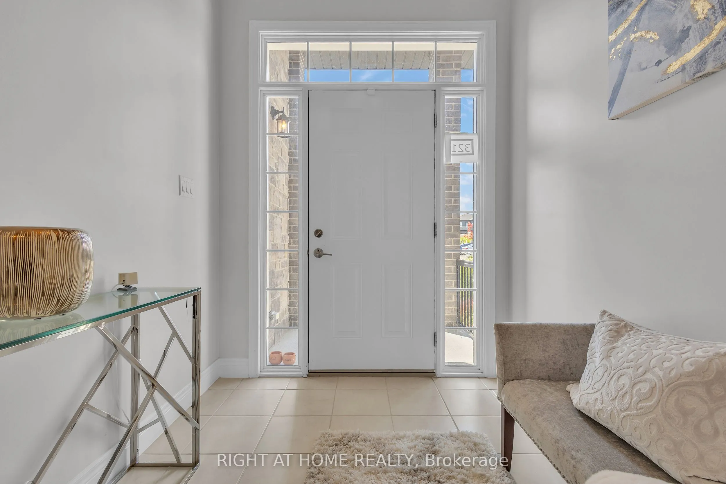 321 Carriage Way