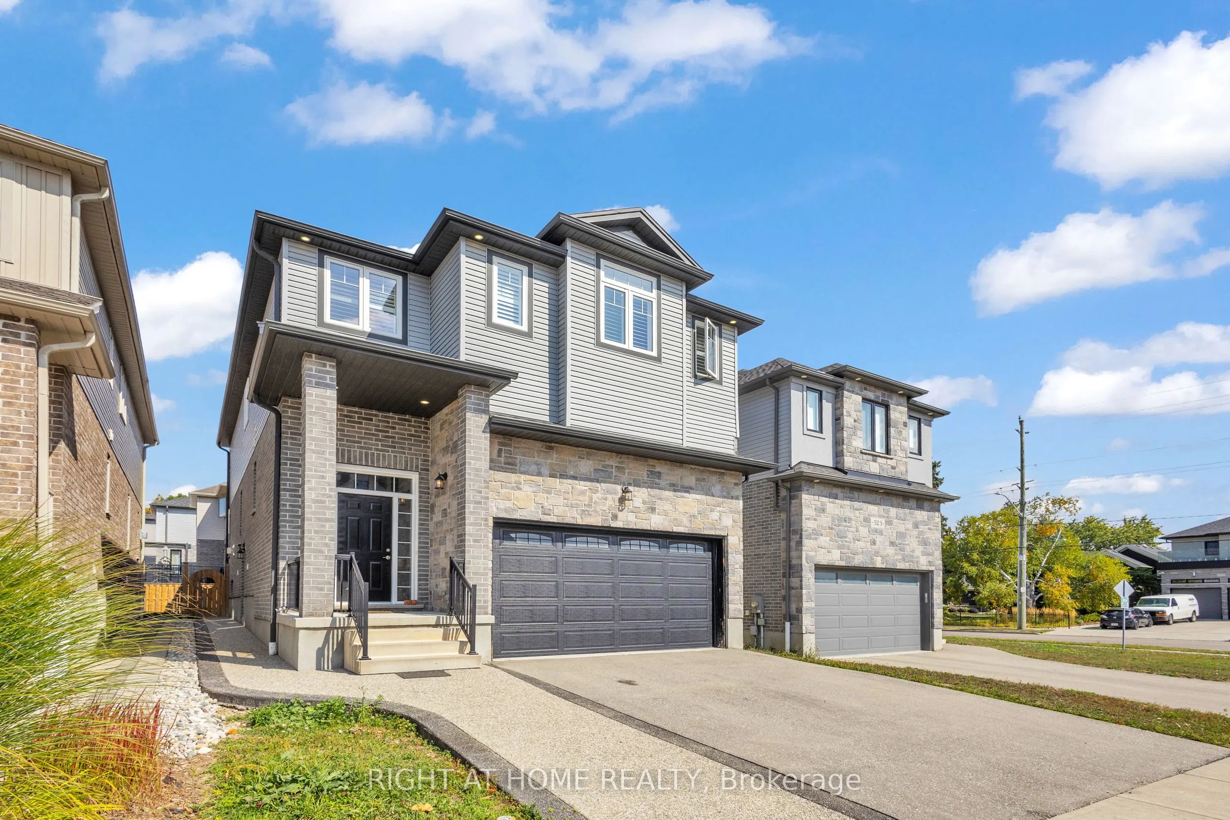 321 Carriage Way